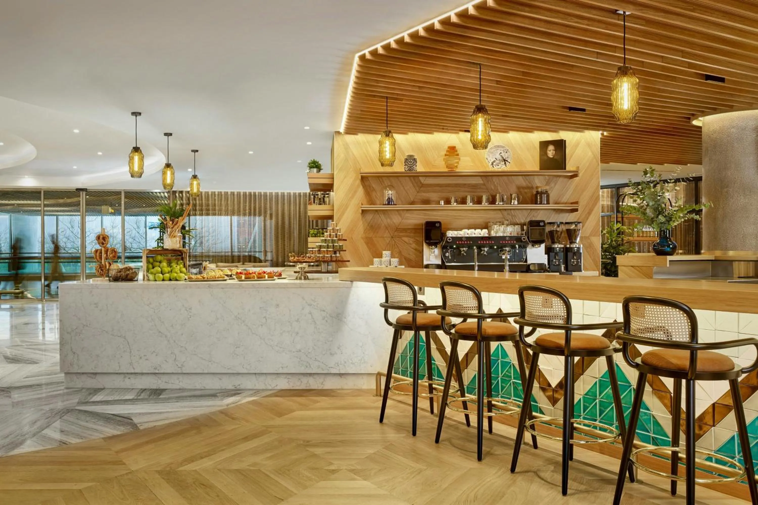 Lounge or bar in Sheraton Amsterdam Airport Hotel and Conference Center