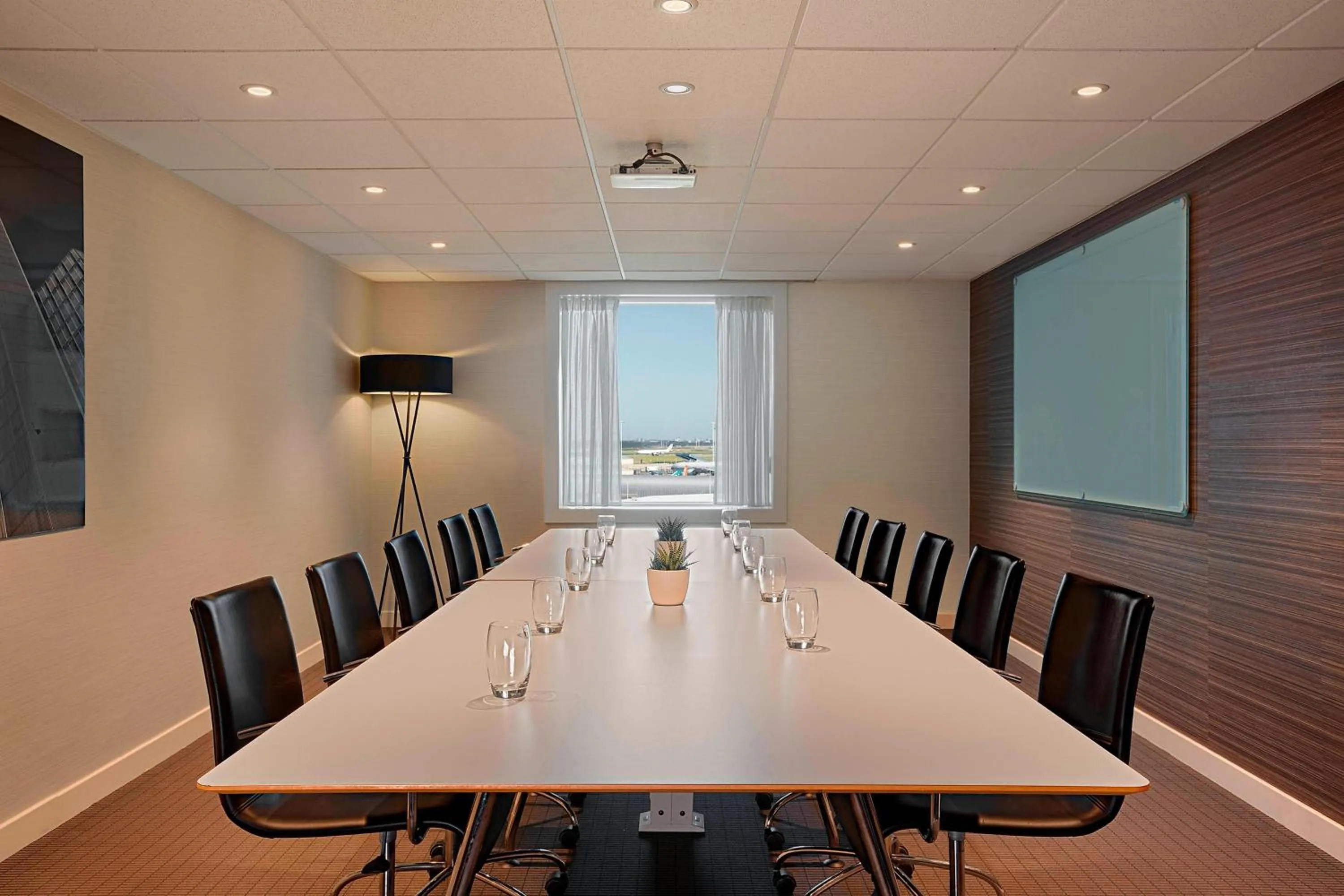 Meeting/conference room in Sheraton Amsterdam Airport Hotel and Conference Center