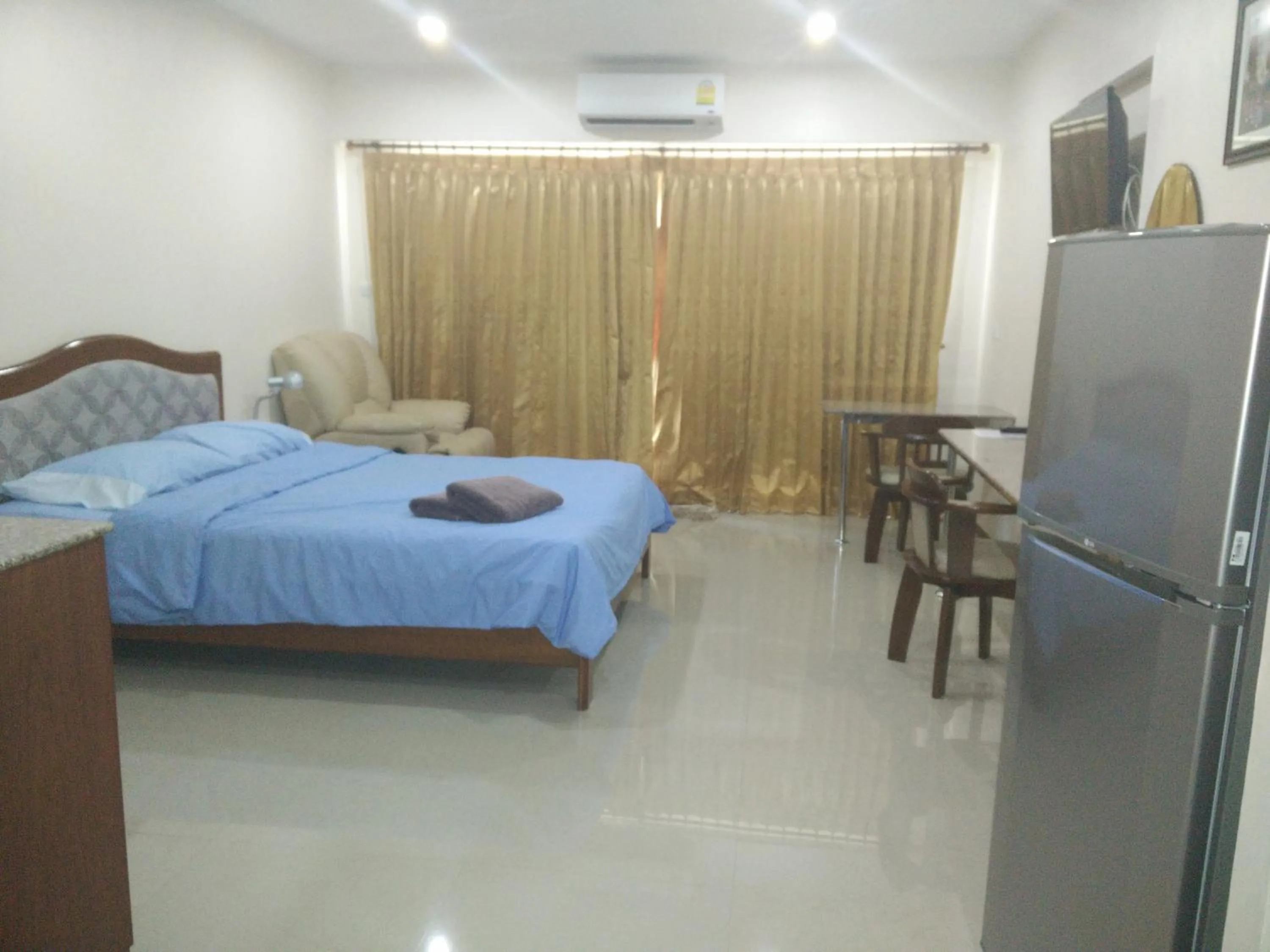 Photo of the whole room, Bed in Dream Boutique Hotel