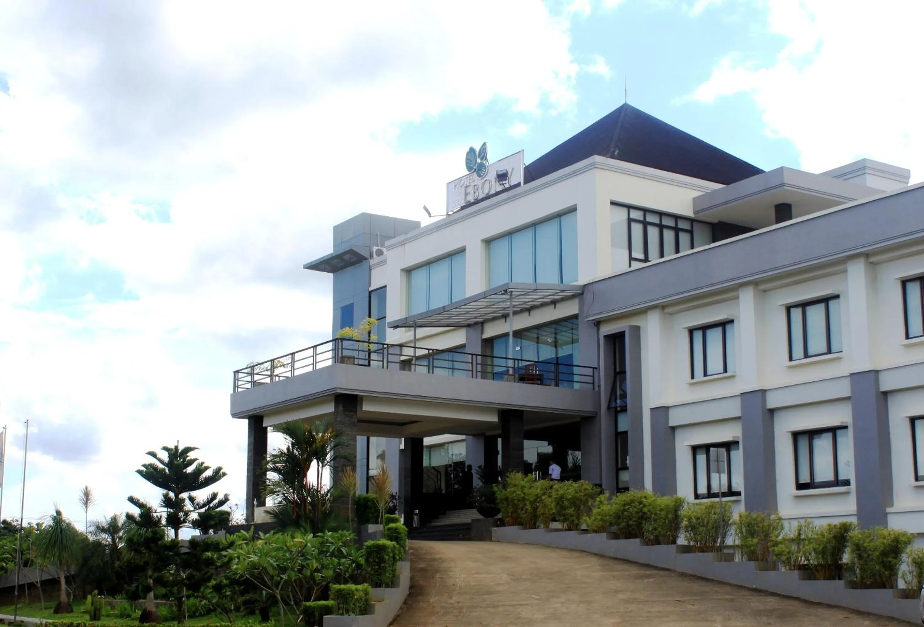 Facade/entrance in Hotel Ebony Batulicin