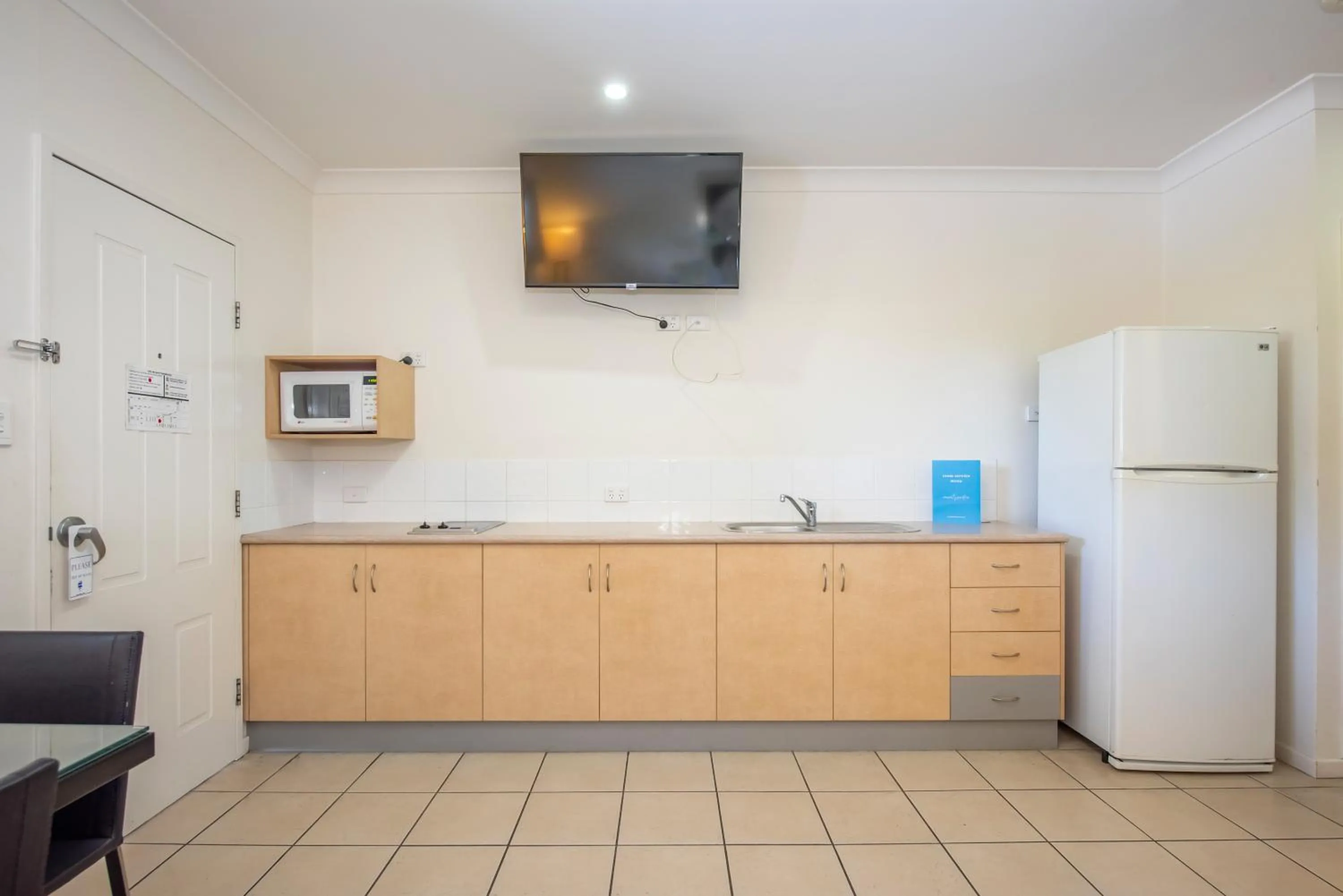 Kitchen or kitchenette in Coral Cay Resort