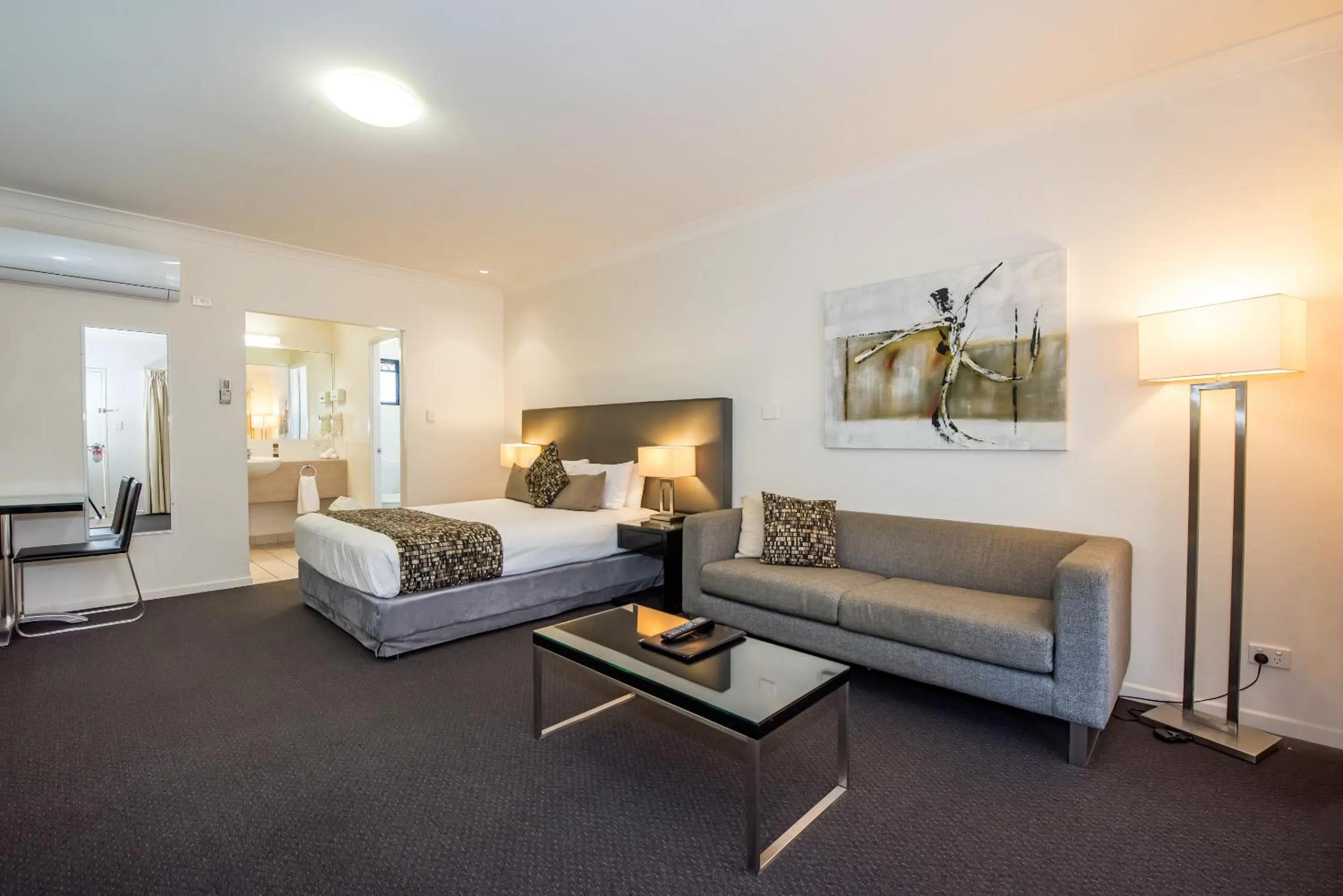 Photo of the whole room, Bed in Coral Cay Resort