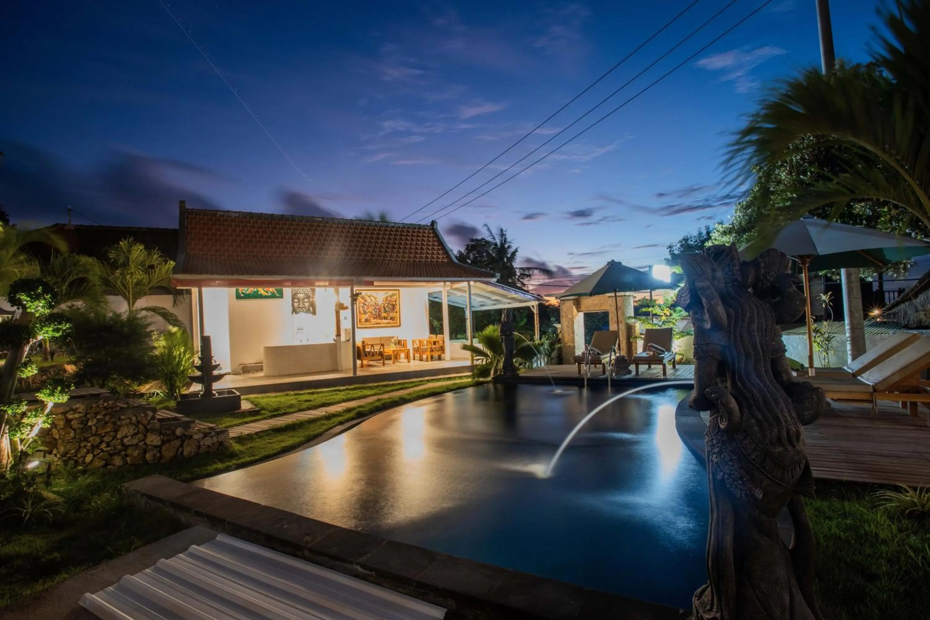 Night in Blue Sky Villa Ceningan