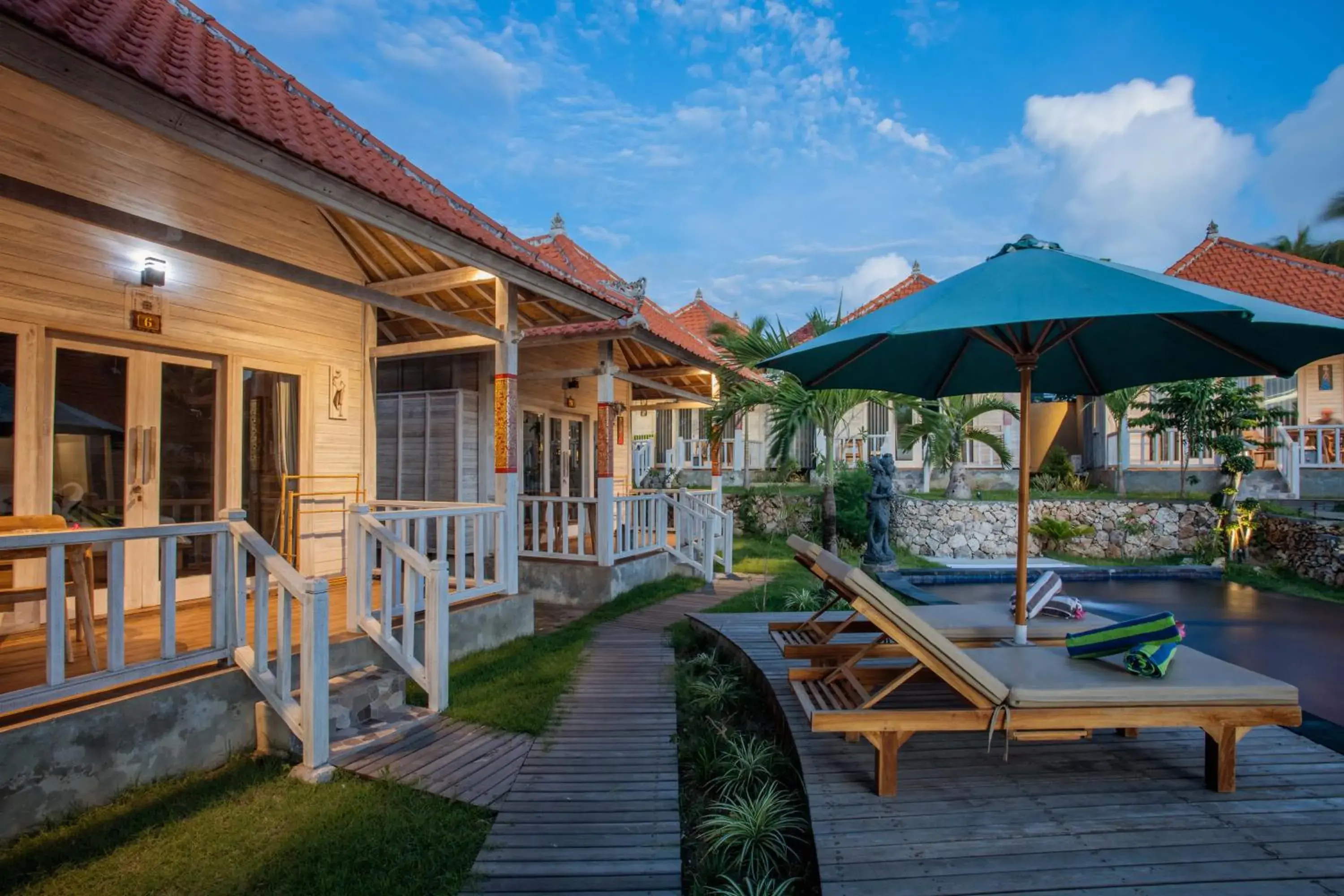 sunbed in Blue Sky Villa Ceningan sunbed in Blue Sky Villa Ceningan