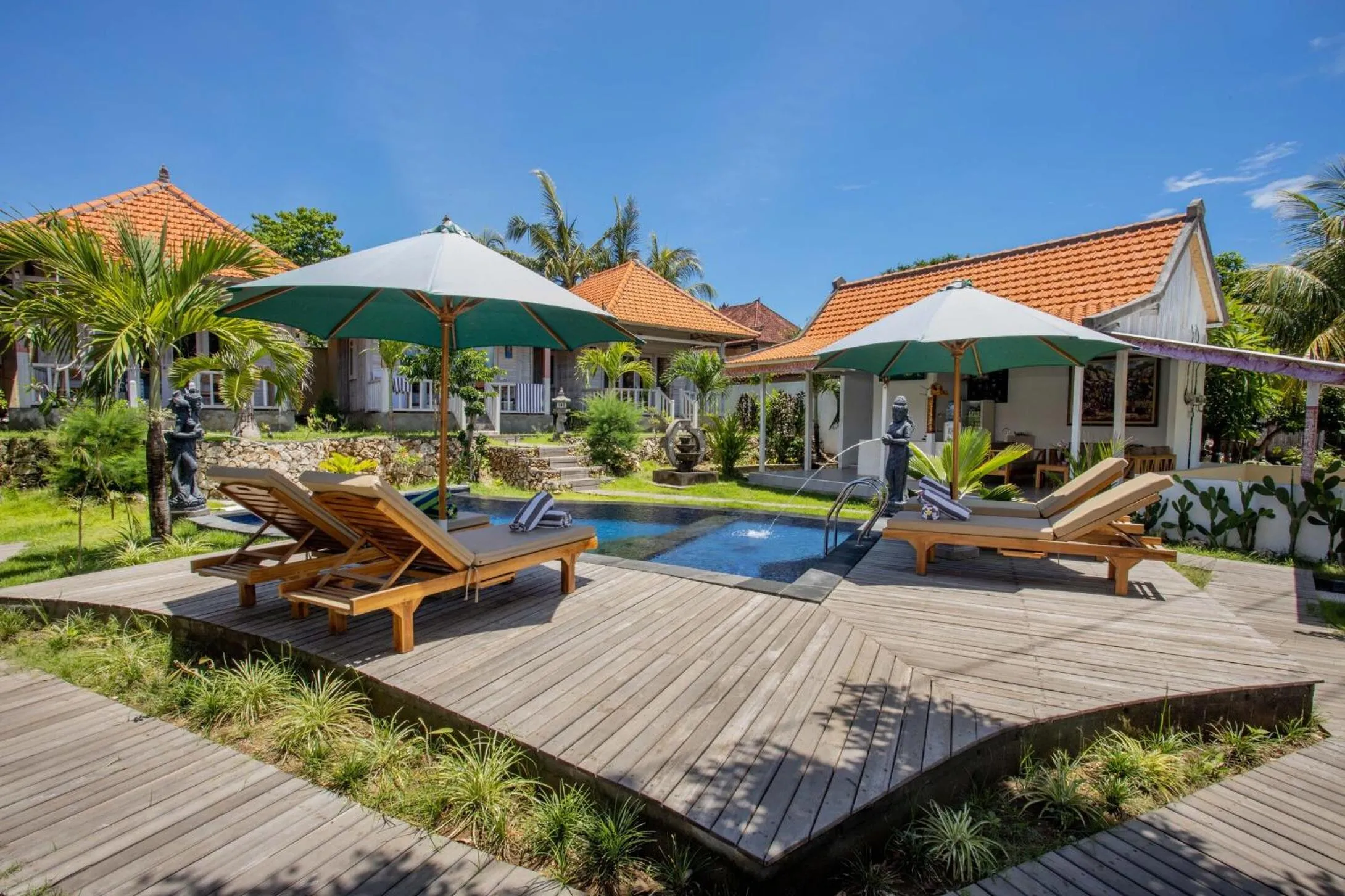 sunbed in Blue Sky Villa Ceningan