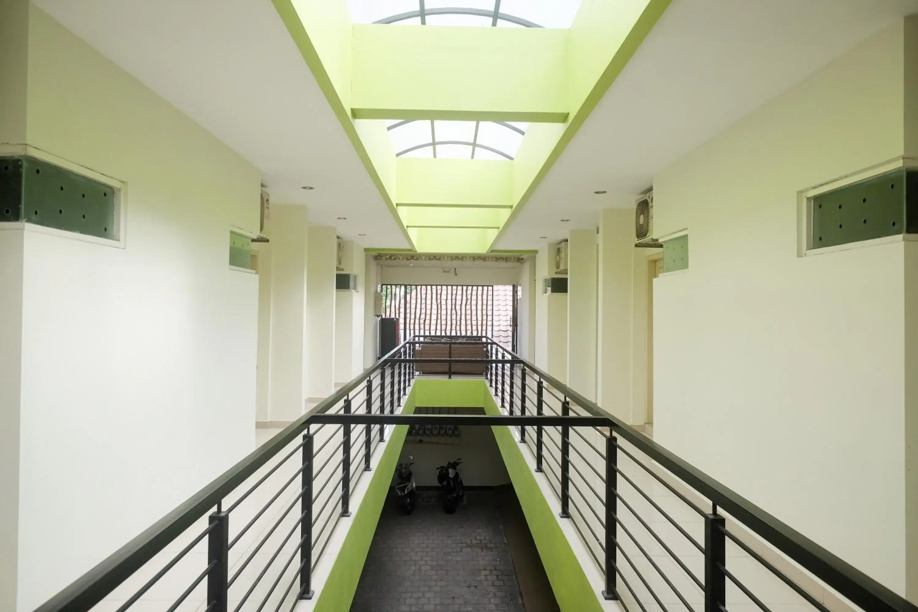 Property building in Urbanview Syariah Kadarman Home Laweyan by RedDoorz Property building in Urbanview Syariah Kadarman Home Laweyan by RedDoorz