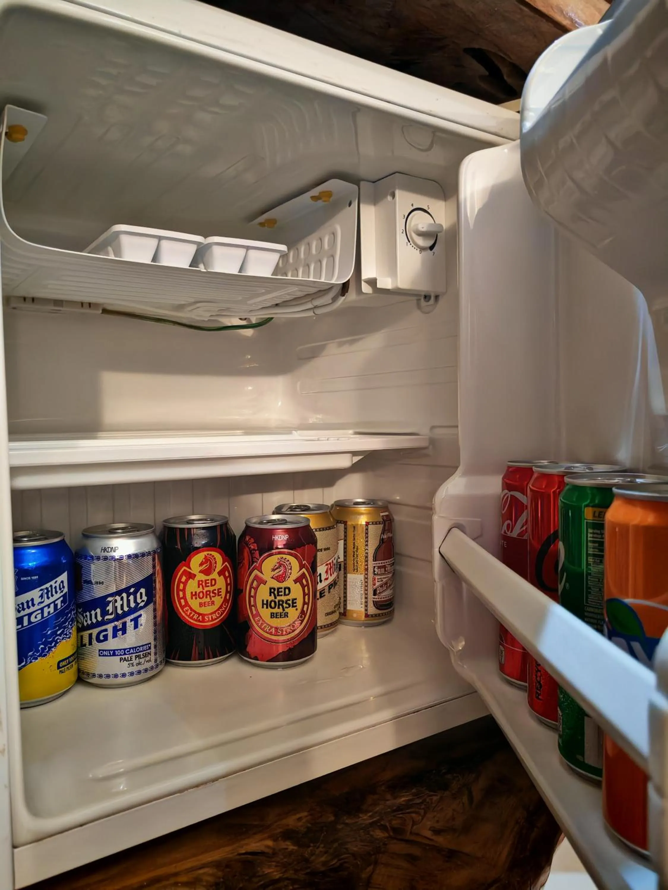 Food and drinks in Cocoloco Beach Resort