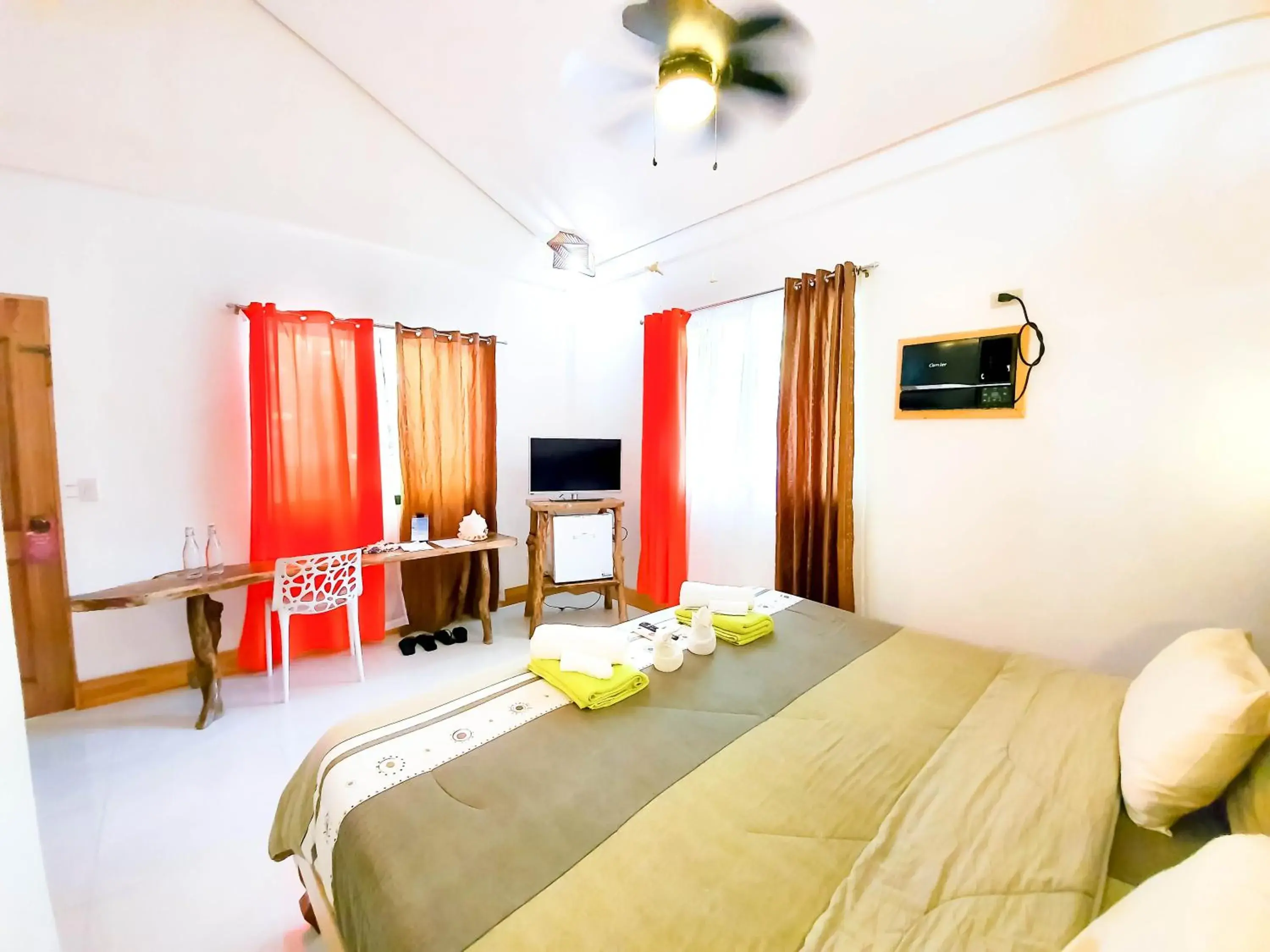 Photo of the whole room, Bed in Cocoloco Beach Resort Photo of the whole room, Bed in Cocoloco Beach Resort