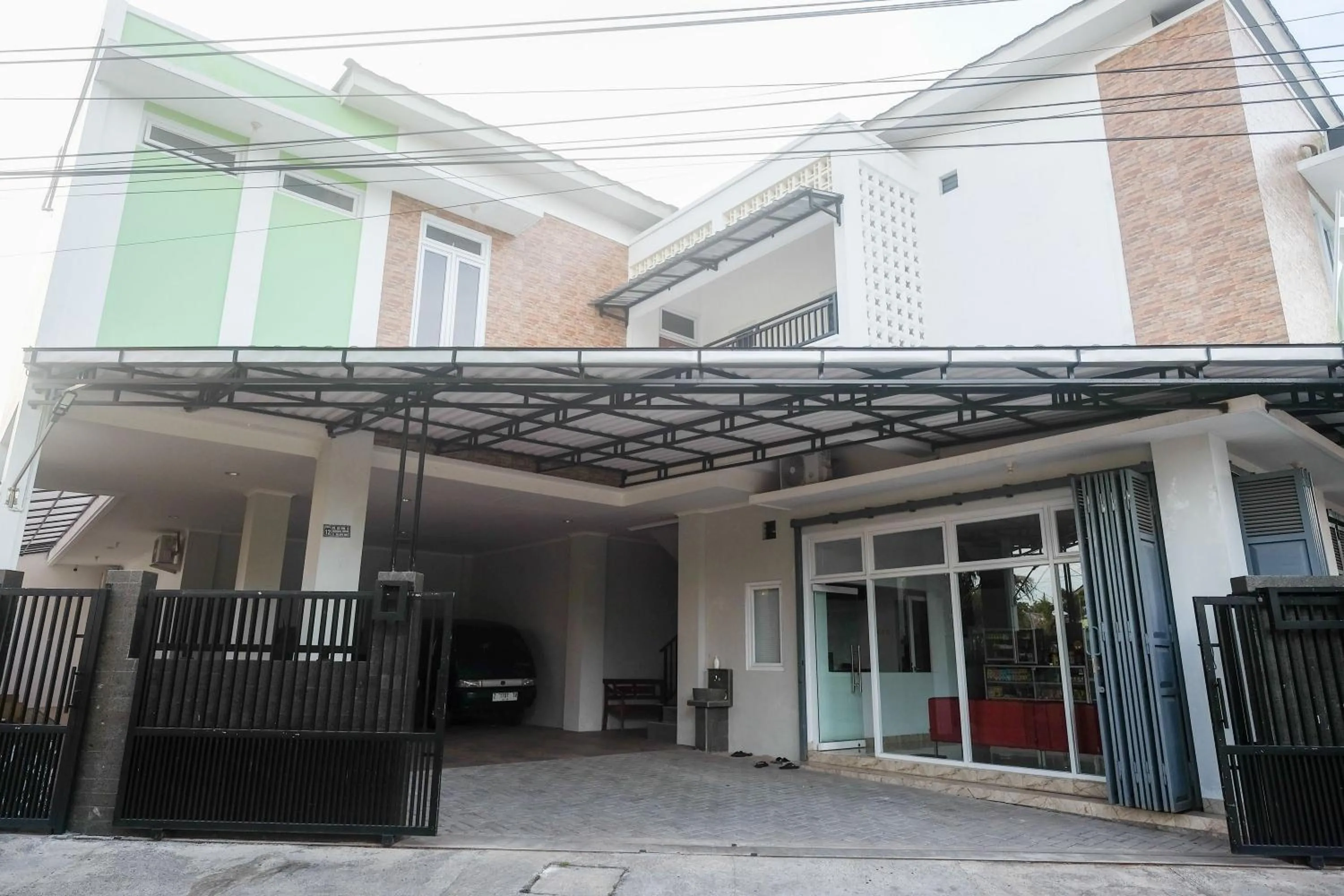 Property building in RedDoorz Syariah near Transmart Pabelan Solo
