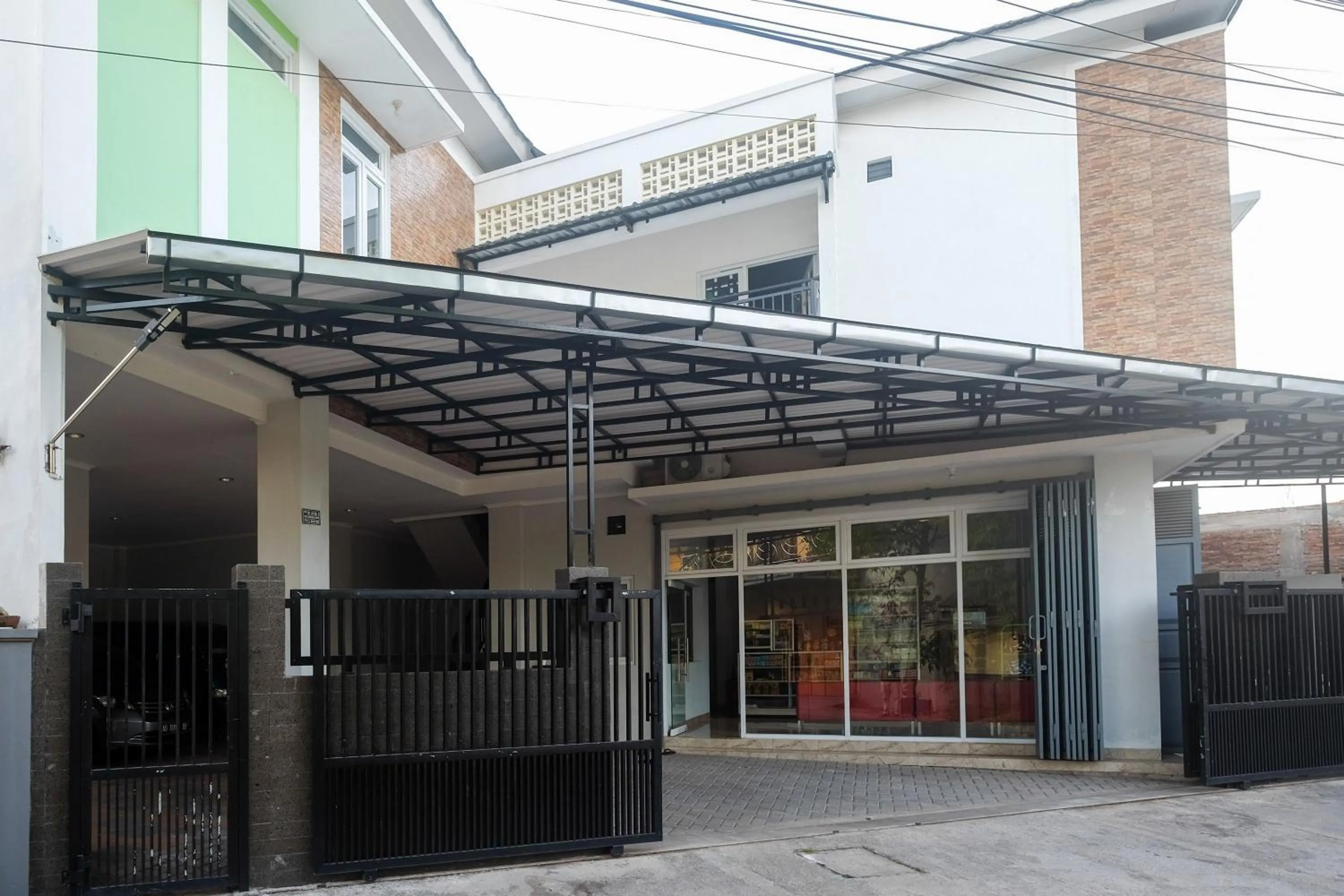 Property building in RedDoorz Syariah near Transmart Pabelan Solo