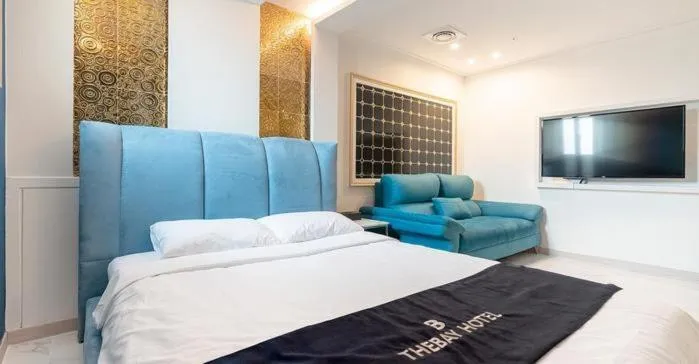 The Bay Hotel and Pool Villa