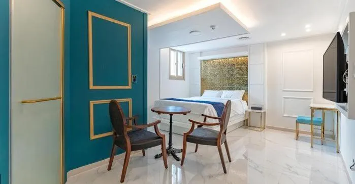 The Bay Hotel and Pool Villa