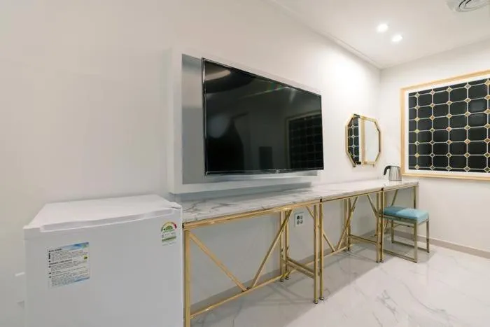 The Bay Hotel and Pool Villa