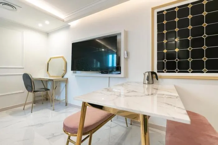 The Bay Hotel and Pool Villa