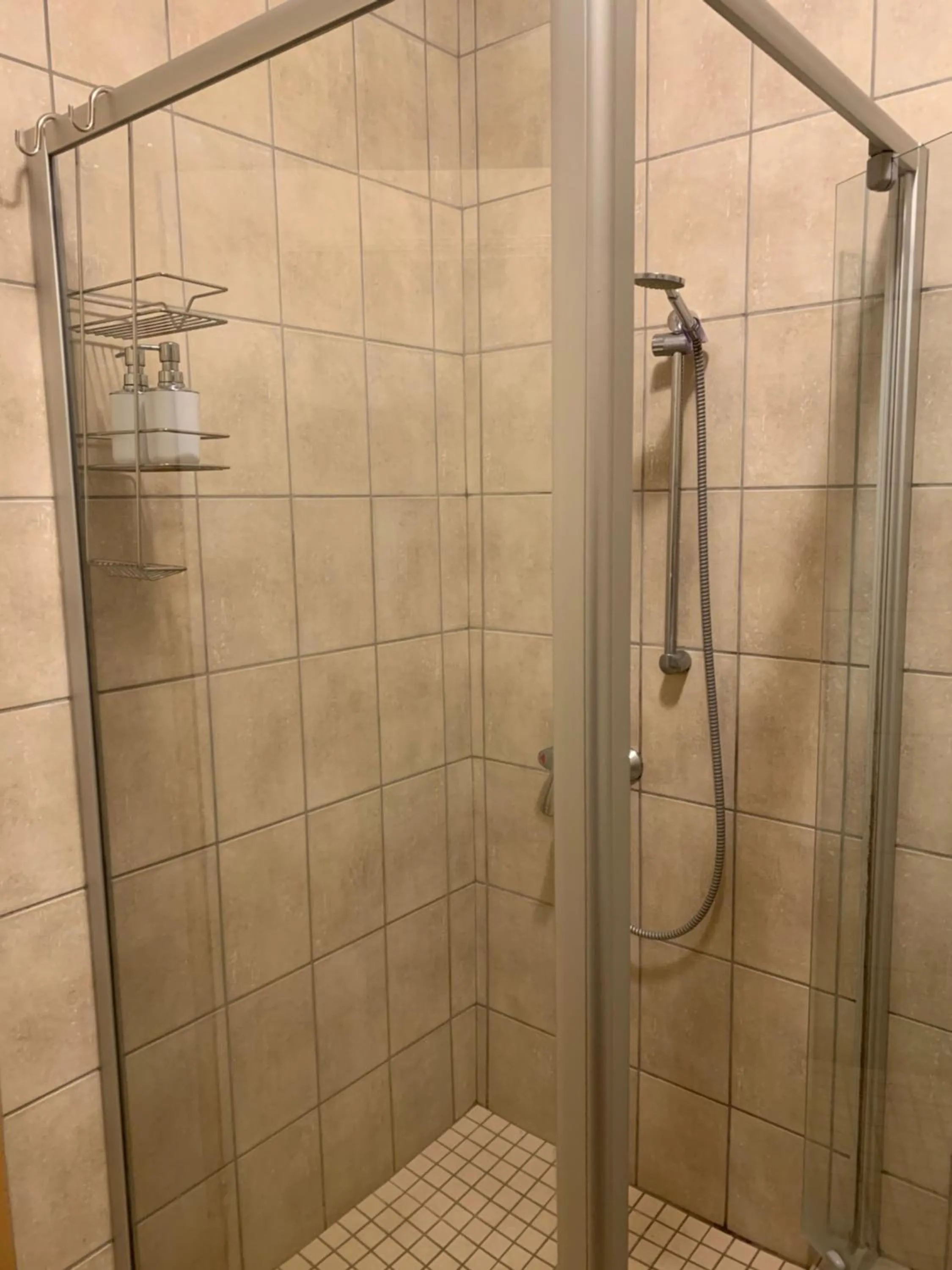 Shower in Hotel Pension Casa Africana