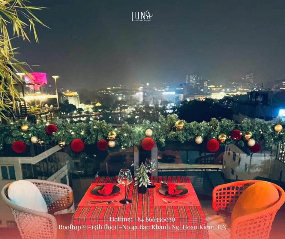 Restaurant/places to eat in L'Signature Hotel & Spa