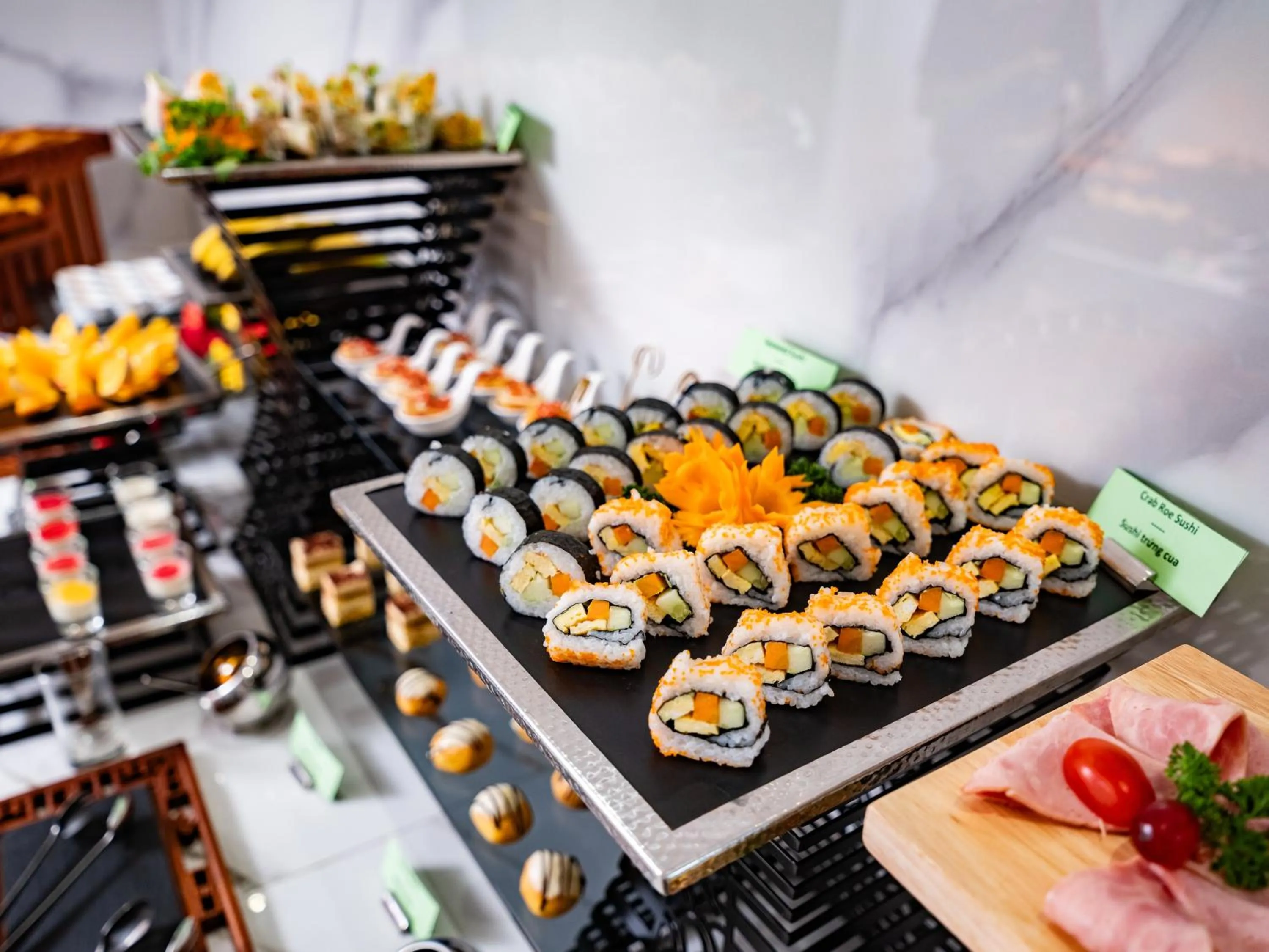 Restaurant/places to eat in L'Signature Hotel & Spa