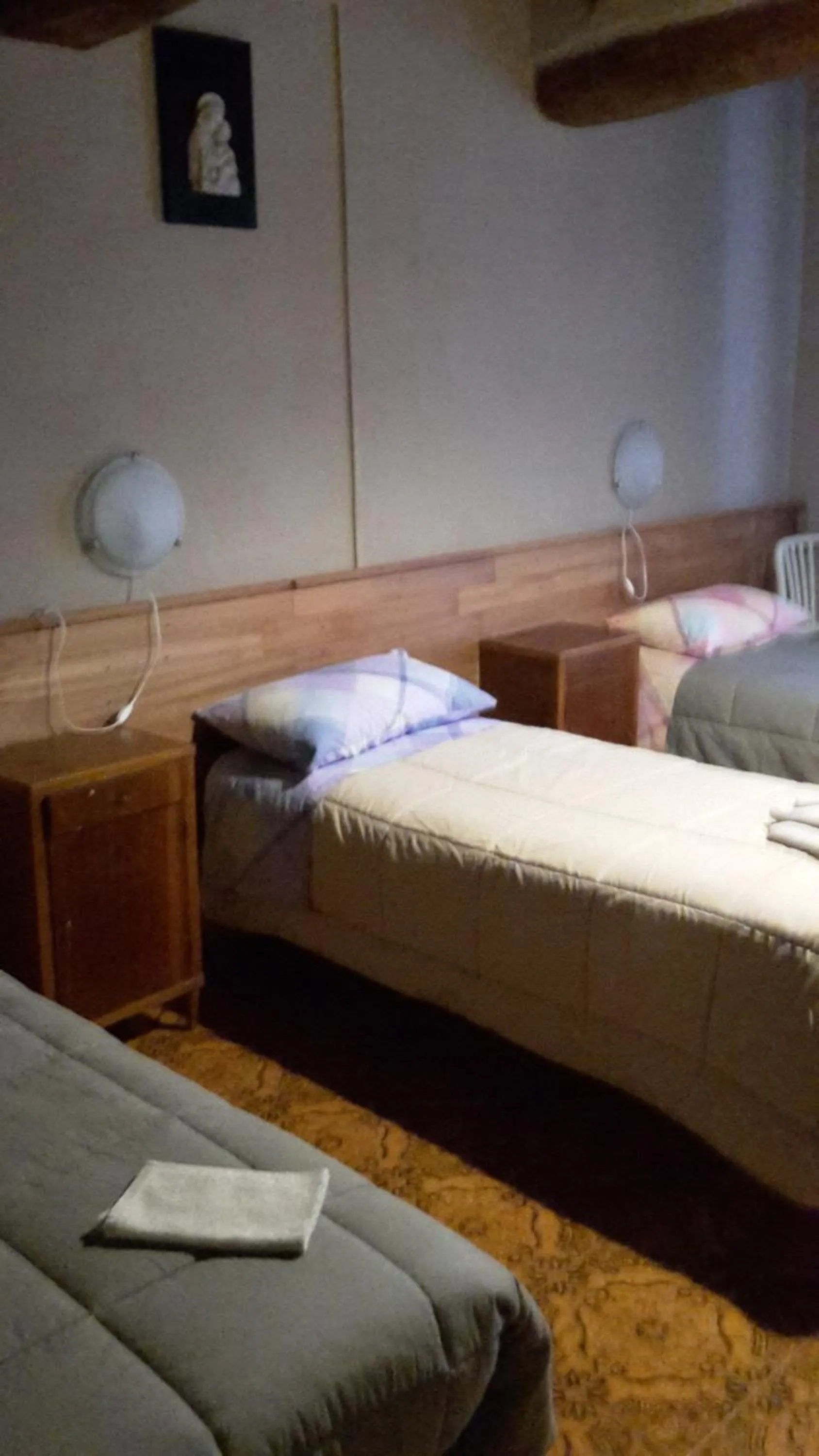 Photo of the whole room, Bed in Agriturismo Dosso al Porto