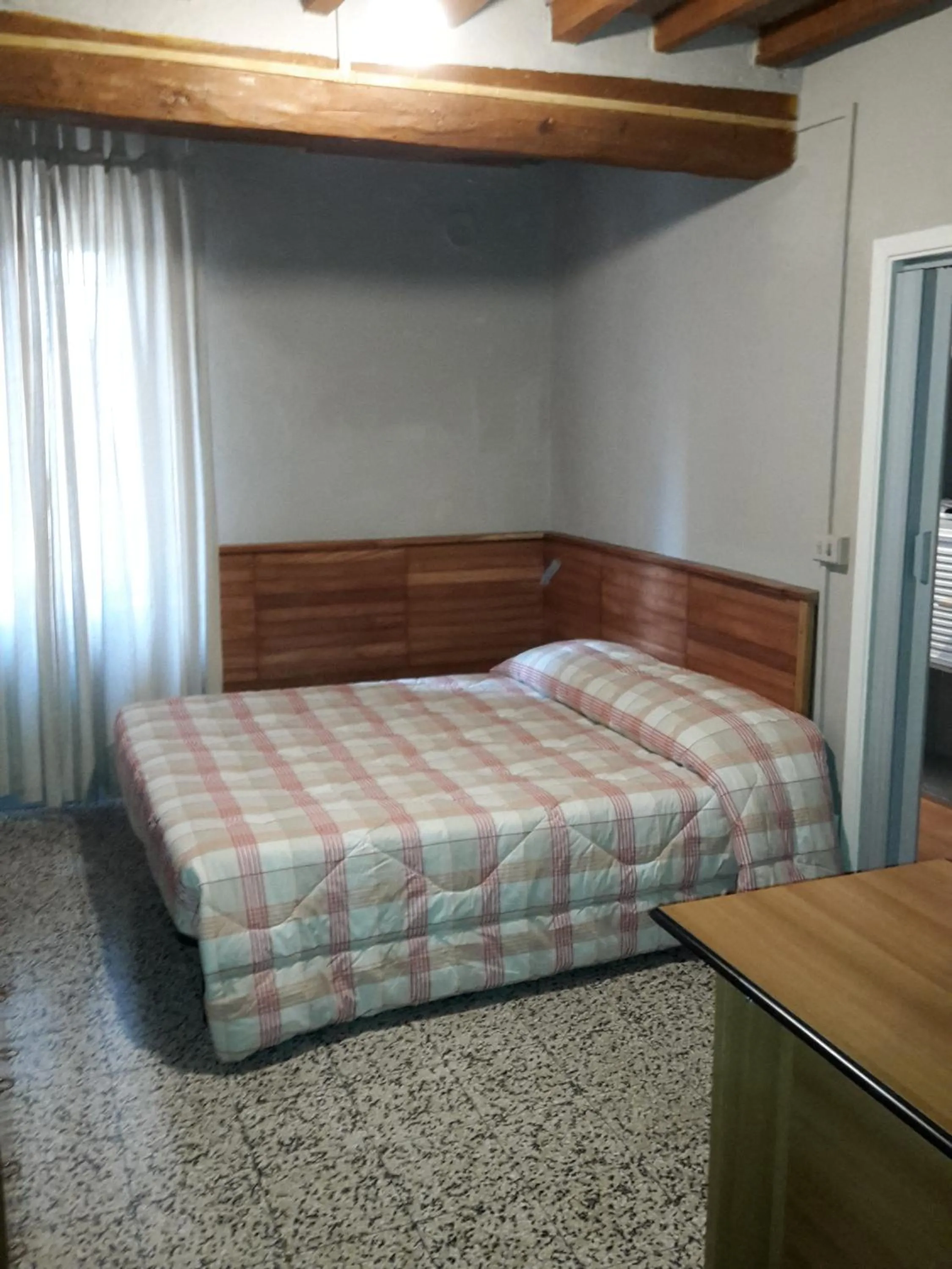Photo of the whole room, Bed in Agriturismo Dosso al Porto