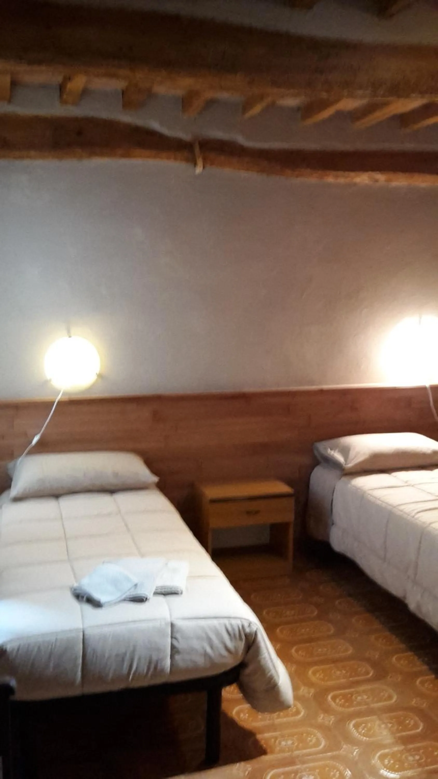Photo of the whole room, Bed in Agriturismo Dosso al Porto