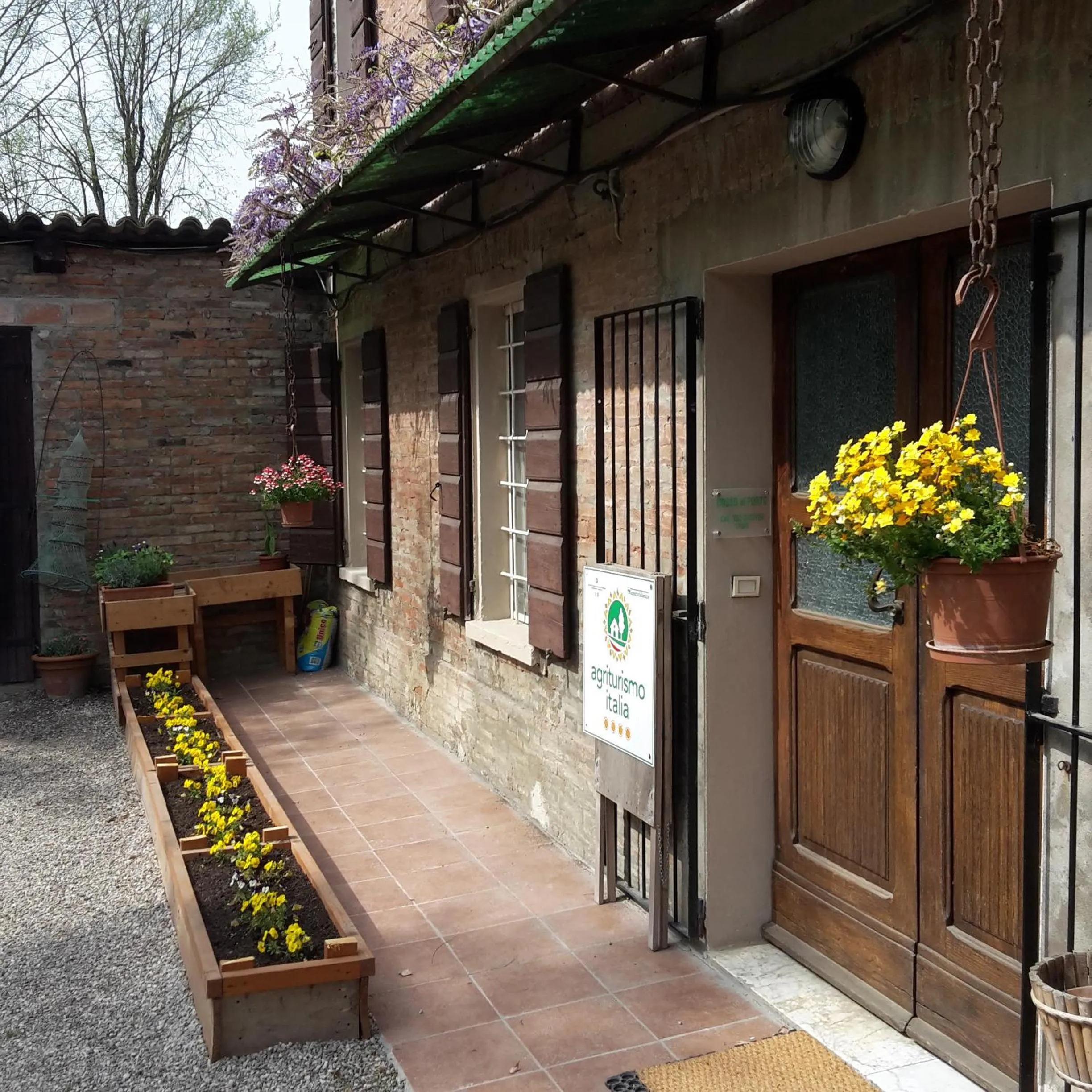 Facade/entrance in Agriturismo Dosso al Porto