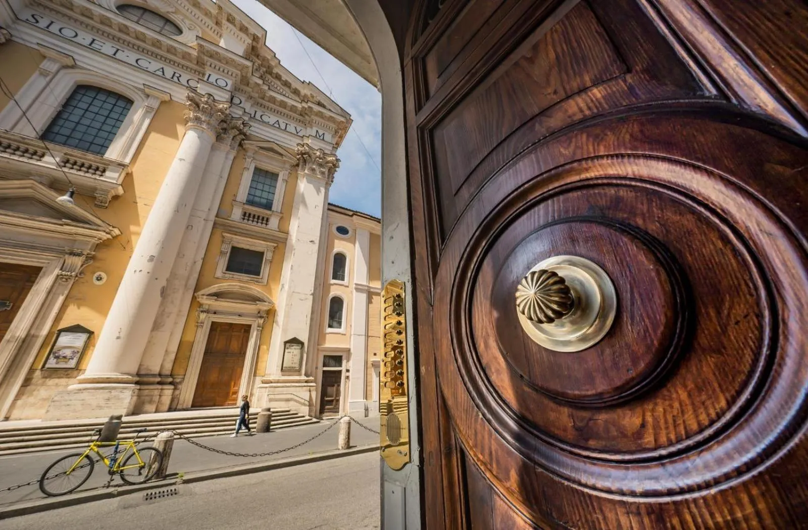 Decorative detail in Corso Grand Suite