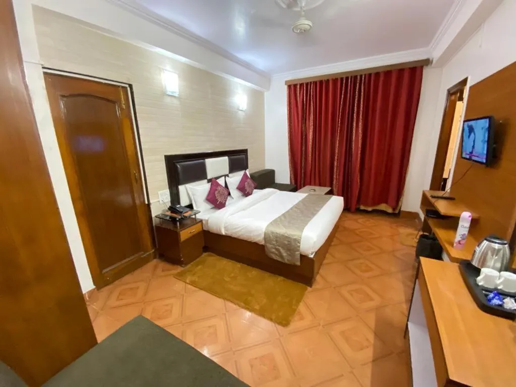 Beyond Stay Paradise Continental Mussoorie