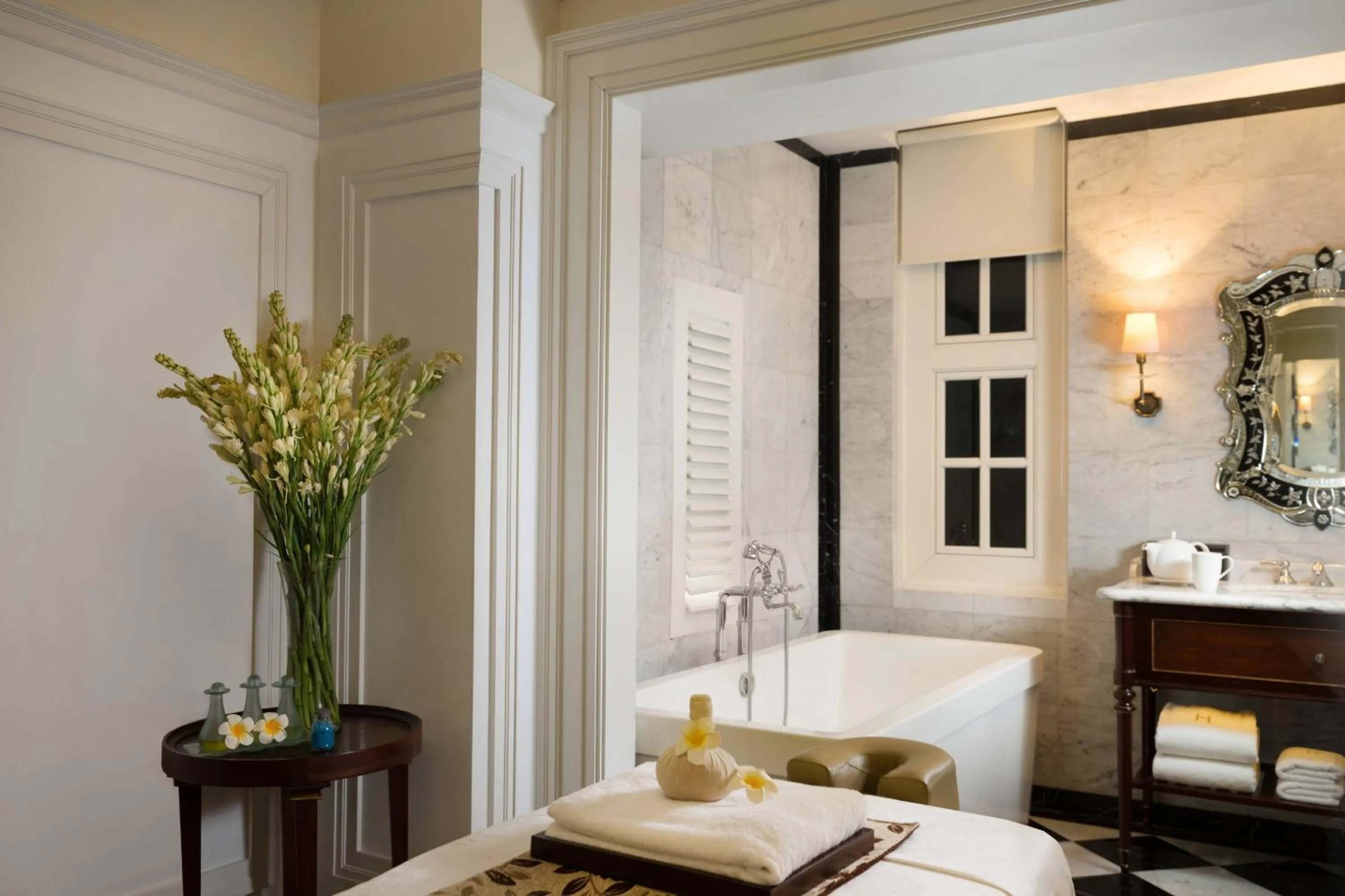 Spa and wellness centre/facilities, Bed in The Hermitage, A Tribute Portfolio Hotel, Jakarta