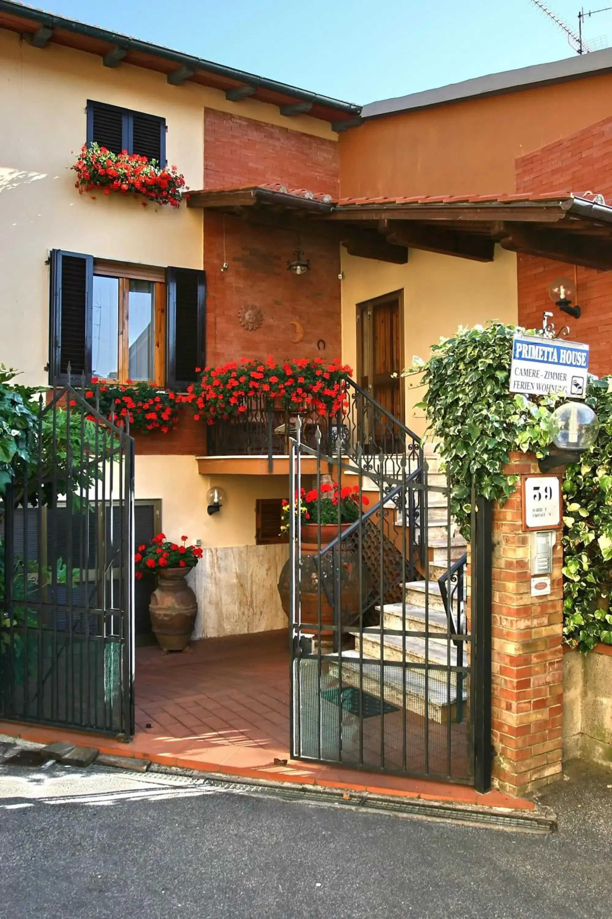 Primettahouse Primettahouse