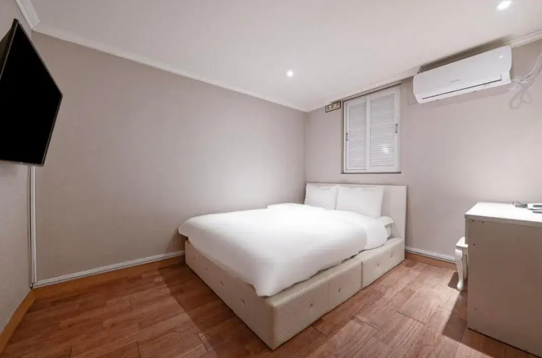 Standard Double Room in HOTEL mini Standard Double Room in HOTEL mini