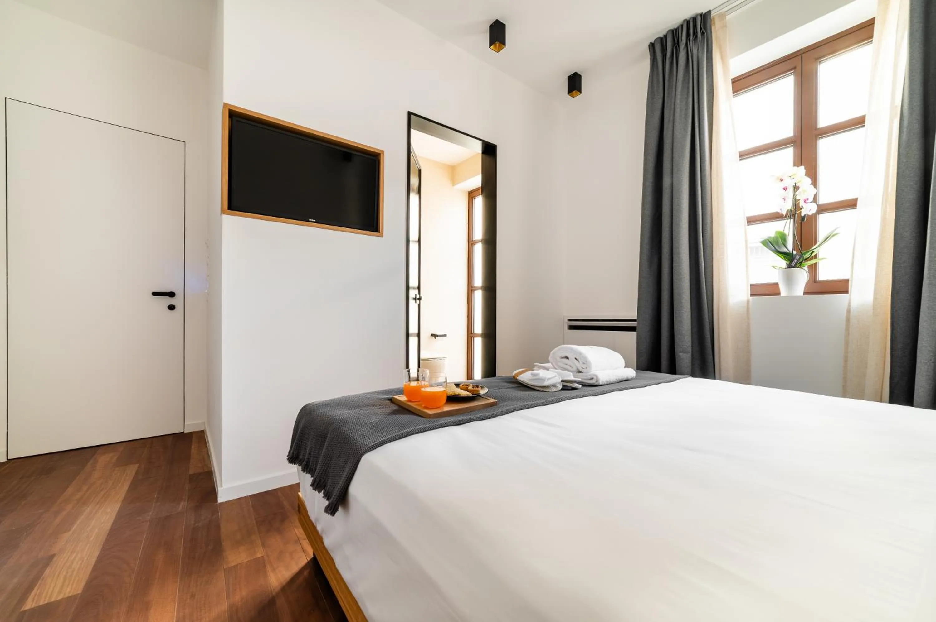 Photo of the whole room, Bed in Arringo - Stay comfy