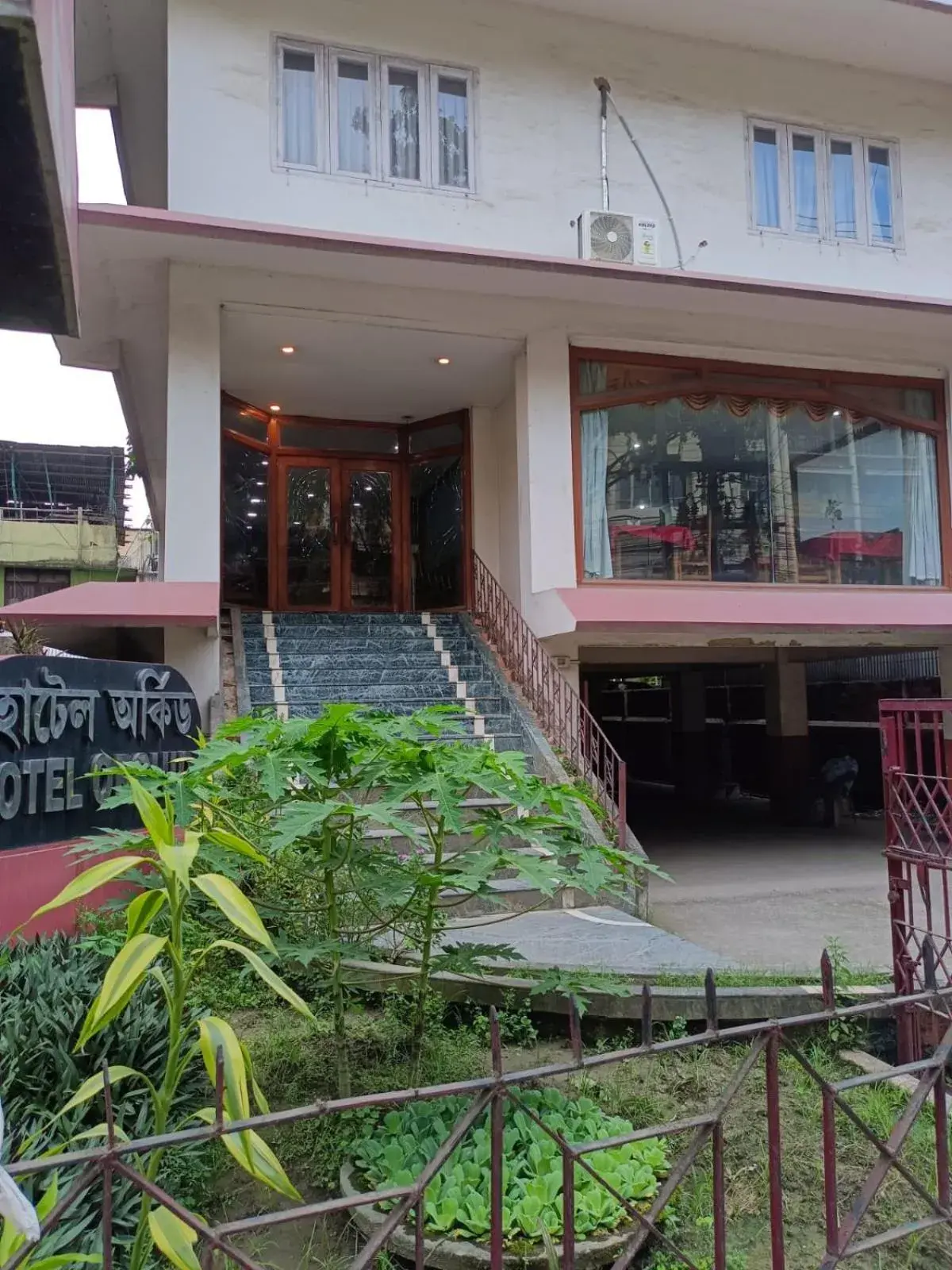 Lobby or reception in Hotel Orchid Lobby or reception in Hotel Orchid