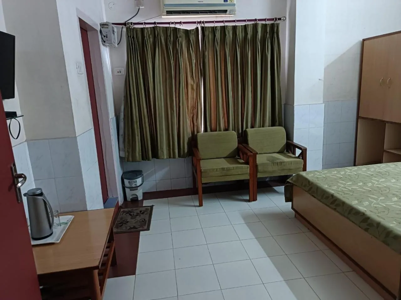 Bedroom, Bed in Hotel Orchid