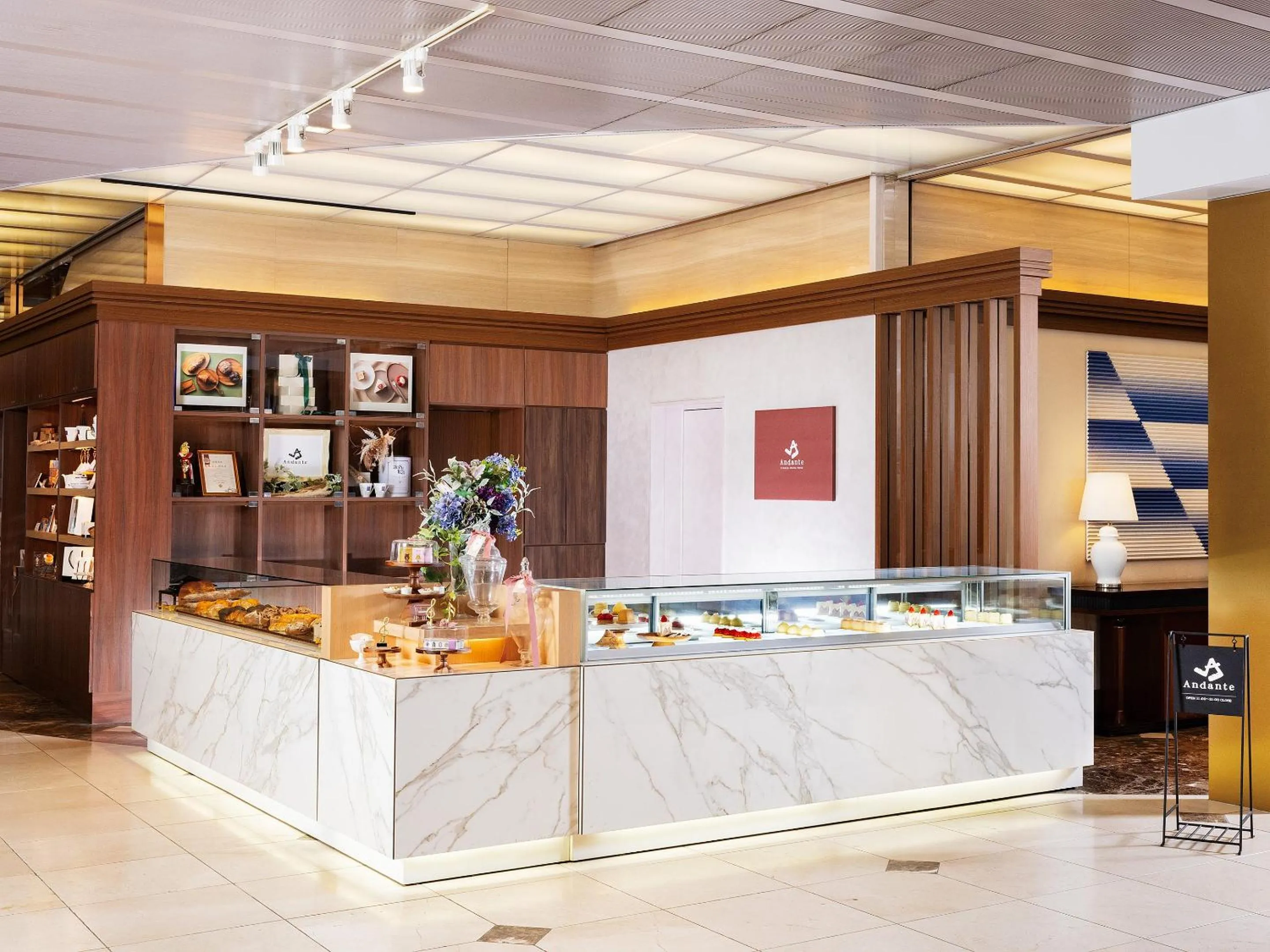 Area and facilities in Hotel Hankyu International