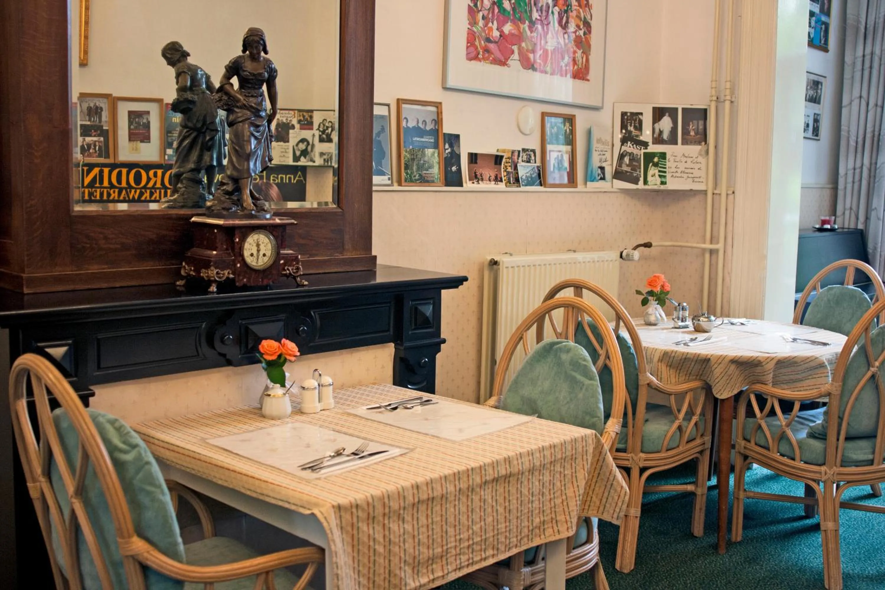 Restaurant/places to eat in Hotel Verdi