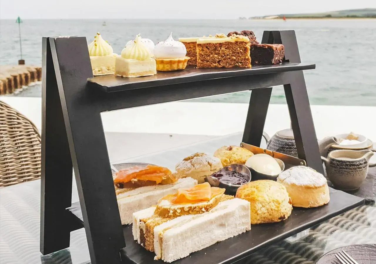 Restaurant/places to eat in Haven Hotel Restaurant/places to eat in Haven Hotel