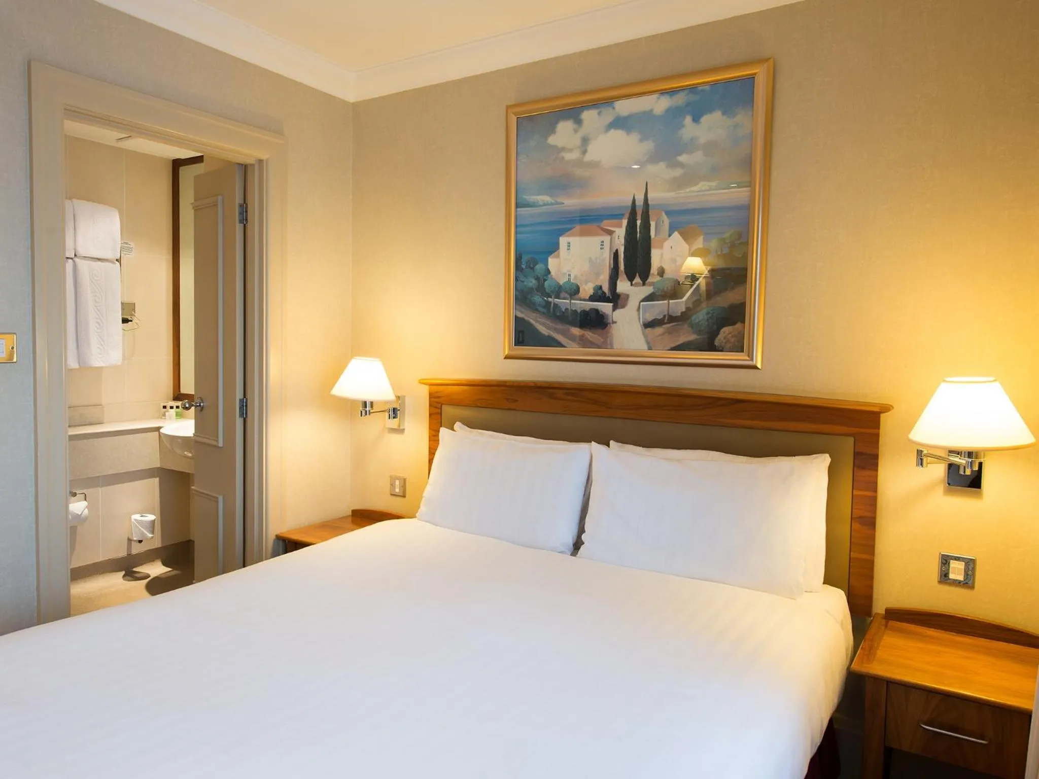 Bedroom, Bed in Haven Hotel