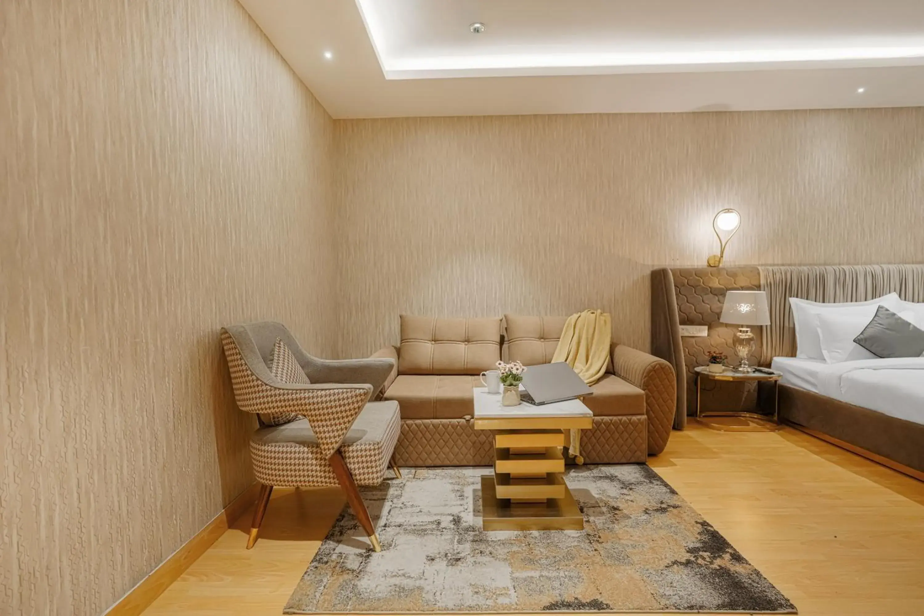 View (from property/room), Bed in Quality Inn Elite Levelup Boutique View (from property/room), Bed in Quality Inn Elite Levelup Boutique