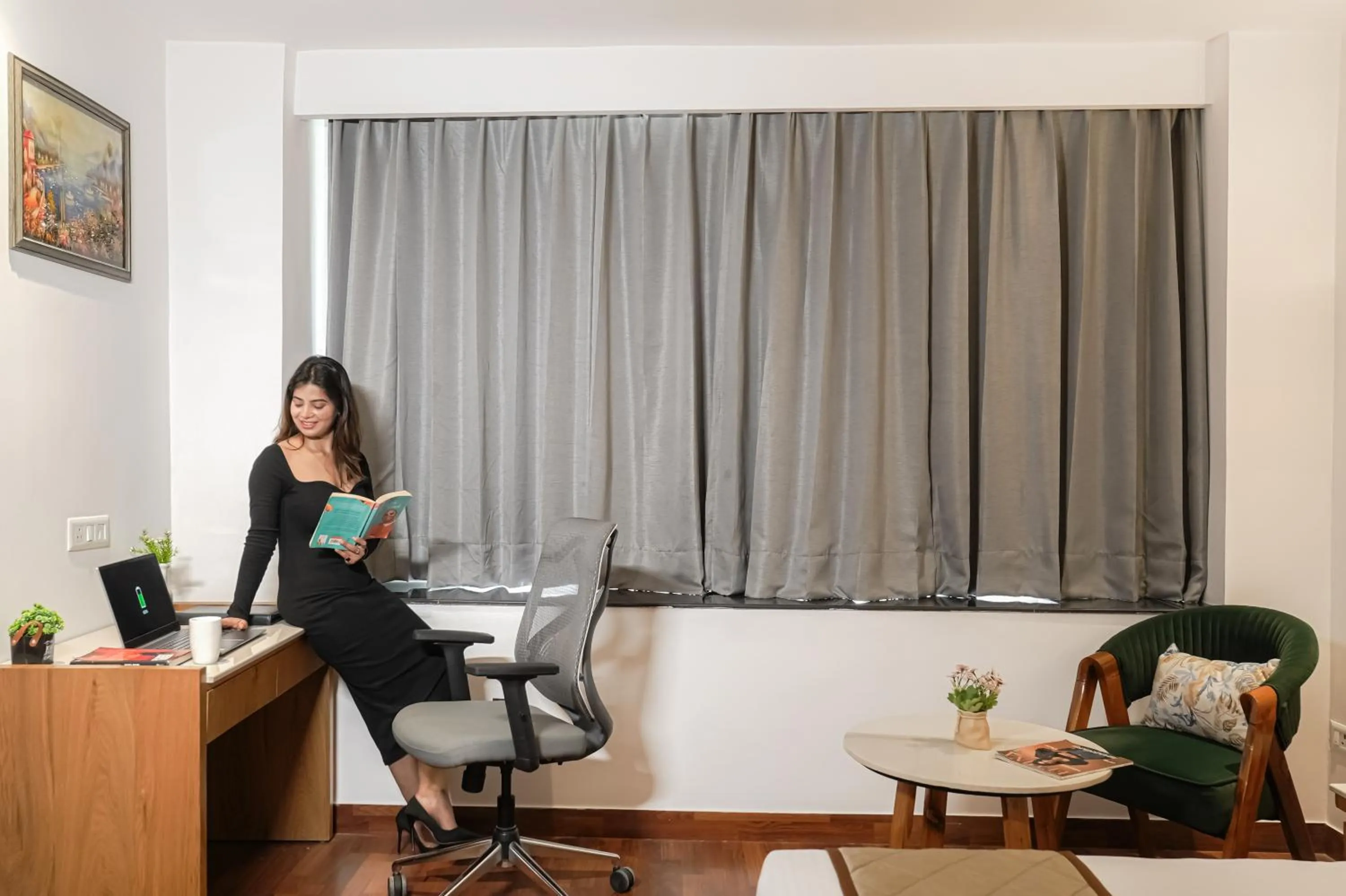 People in Quality Inn Elite Levelup Boutique