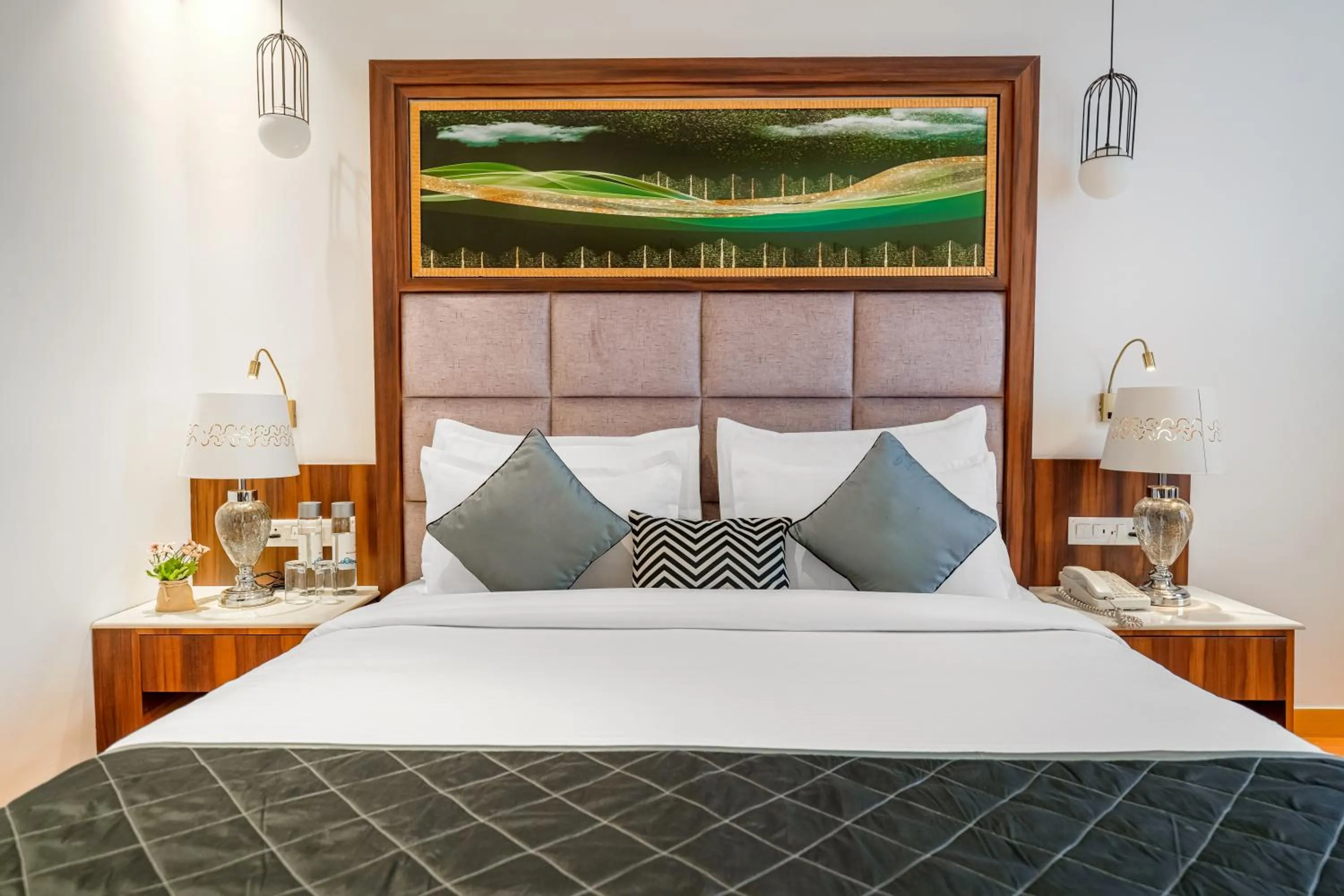 Bed in Quality Inn Elite Levelup Boutique