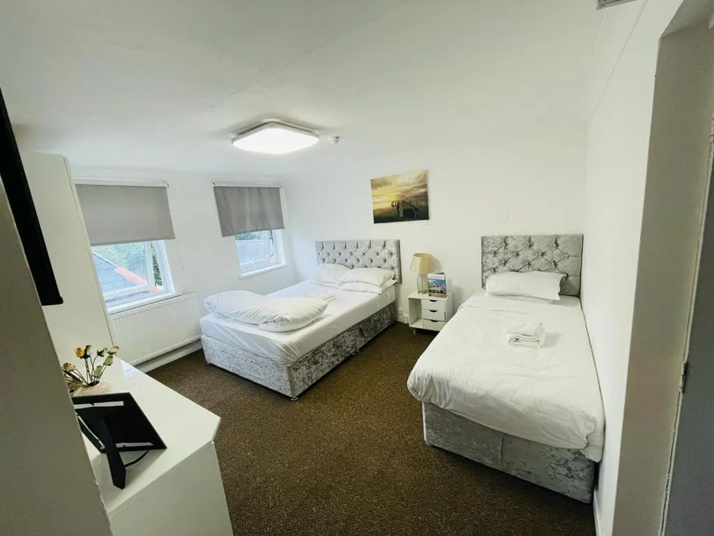 Bedroom in Star Hotel, South Leicester
