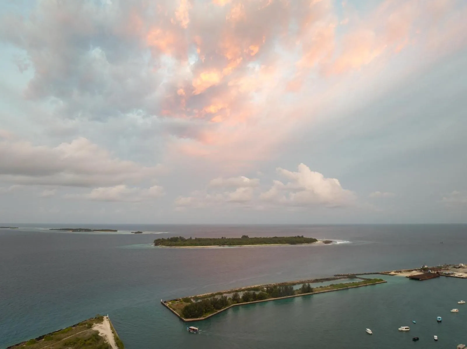 Natural landscape in Maaniya Palace