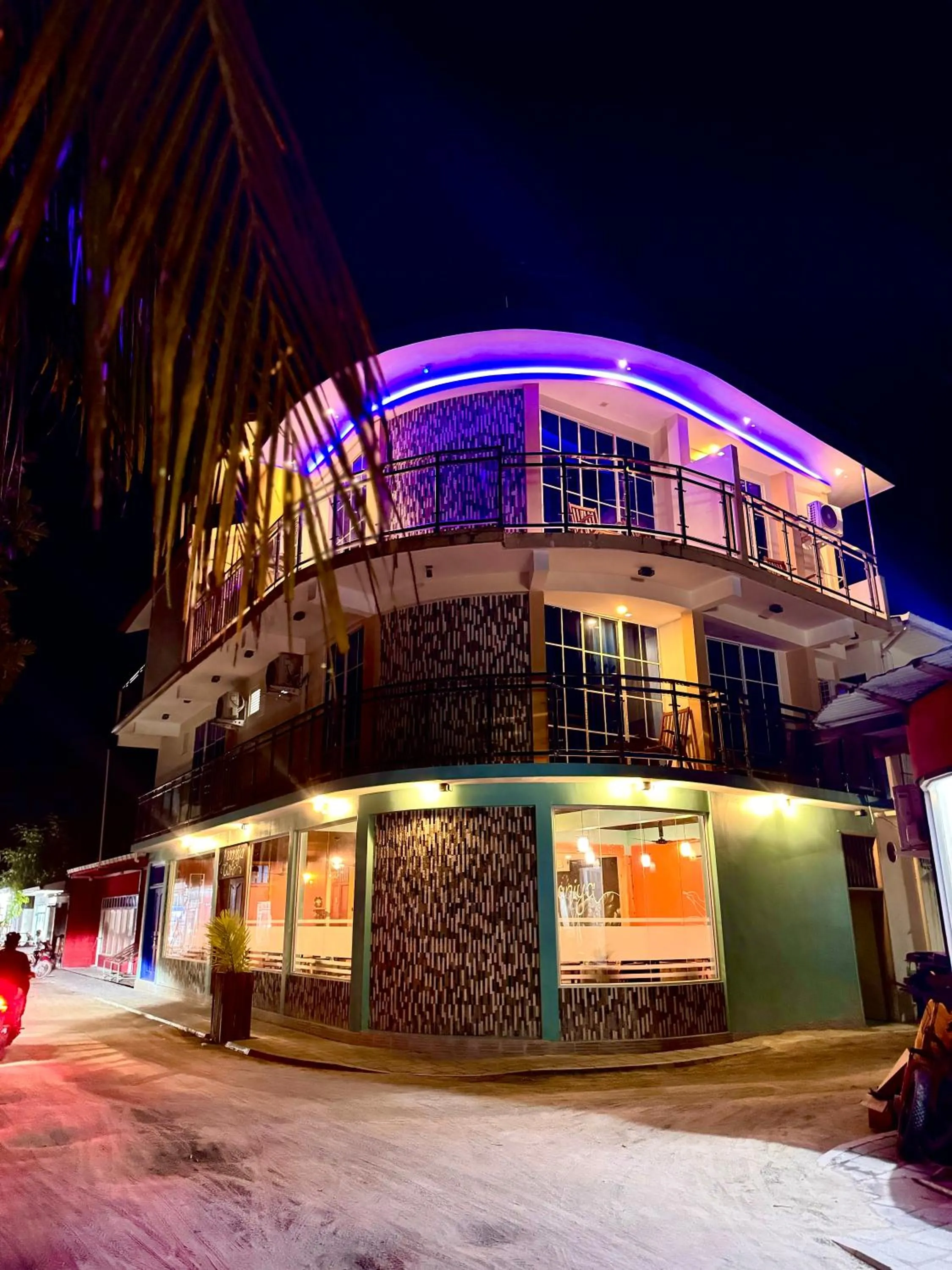 Property building in Maaniya Palace