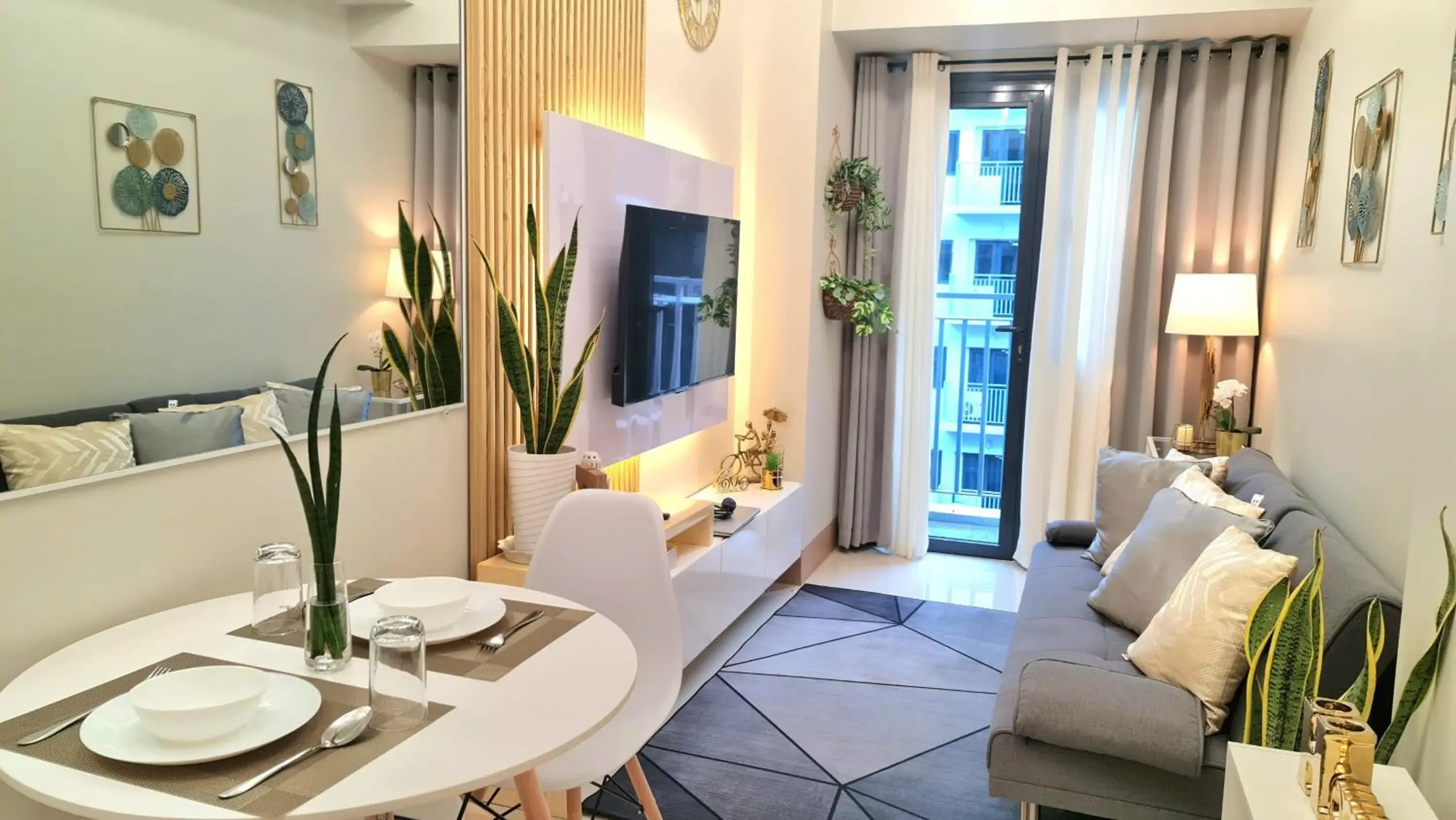 Blissful Haven Suite Staycation Pasay Metro Manila near SM Mall of Asia Naia Airport Okada Blissful Haven Suite Staycation Pasay Metro Manila near SM Mall of Asia Naia Airport Okada