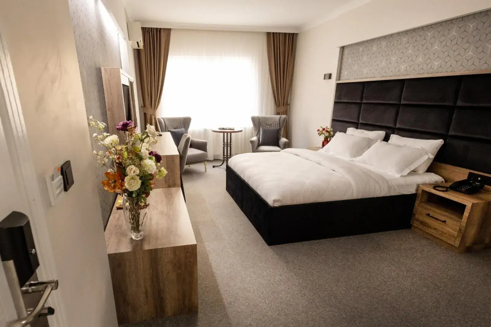 Bed in COMFORT HOUSE HOTEL Bed in COMFORT HOUSE HOTEL