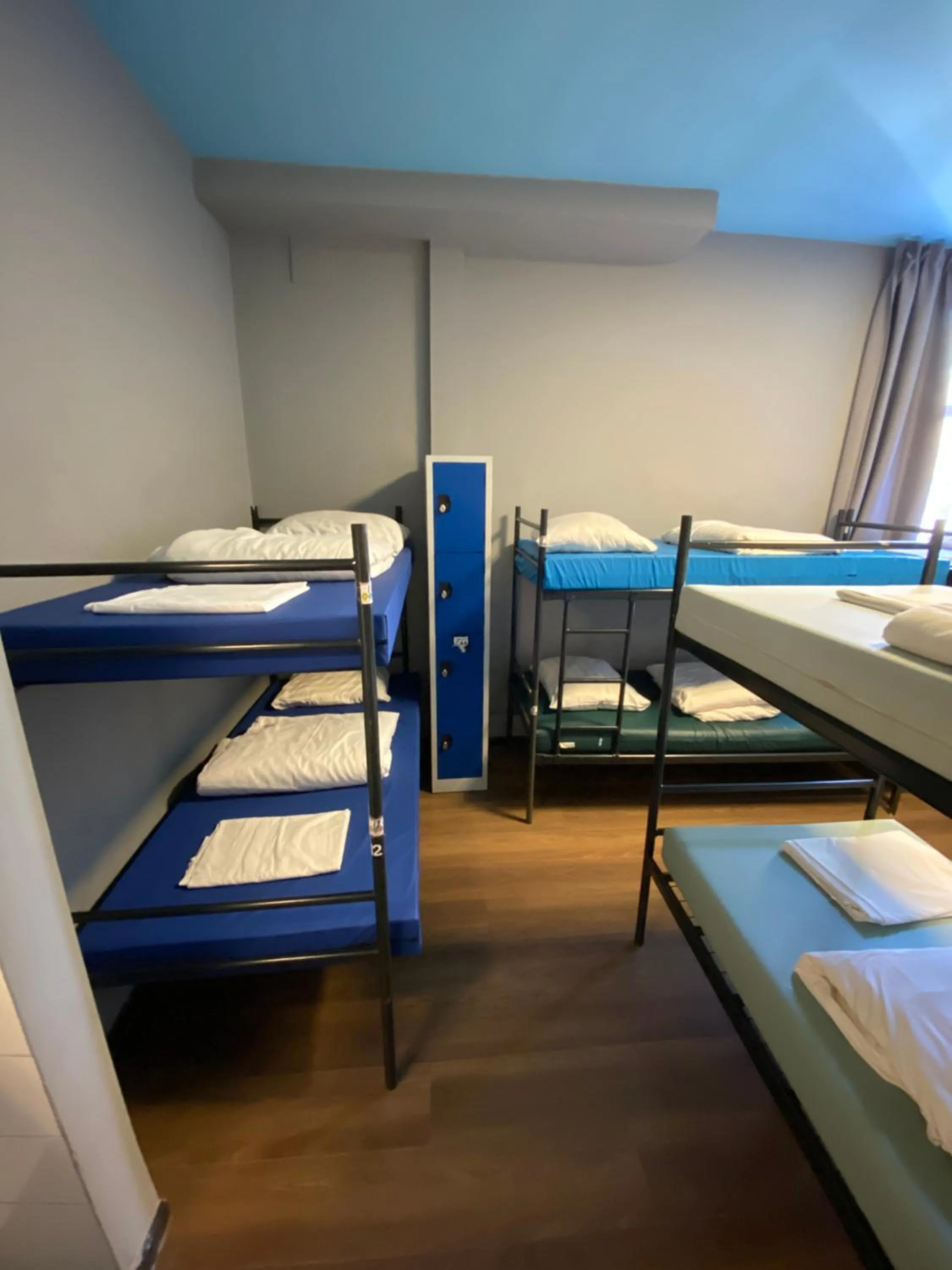bunk bed in Hostel Cosmos Amsterdam