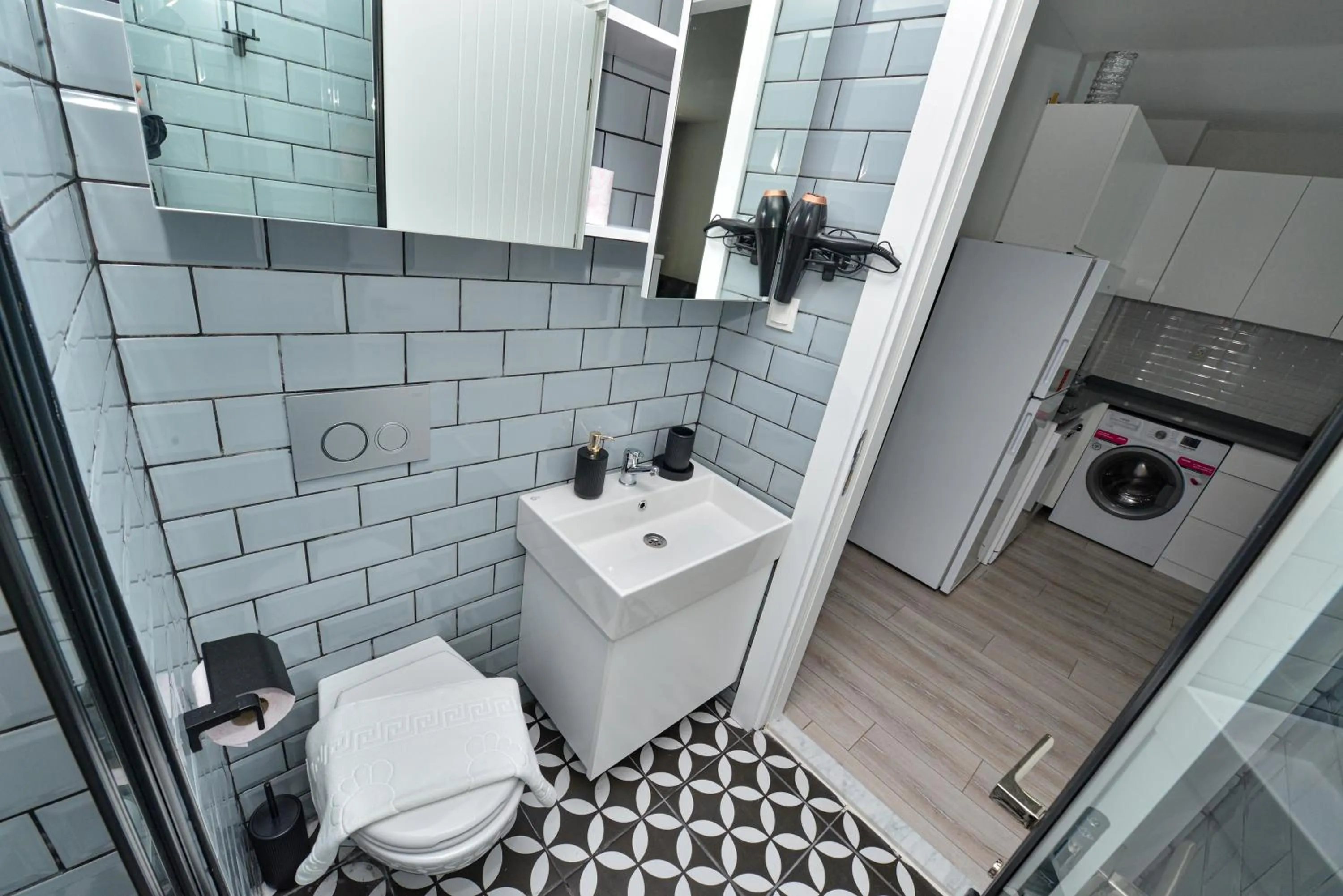 Toilet in C Suites Antalia Airport