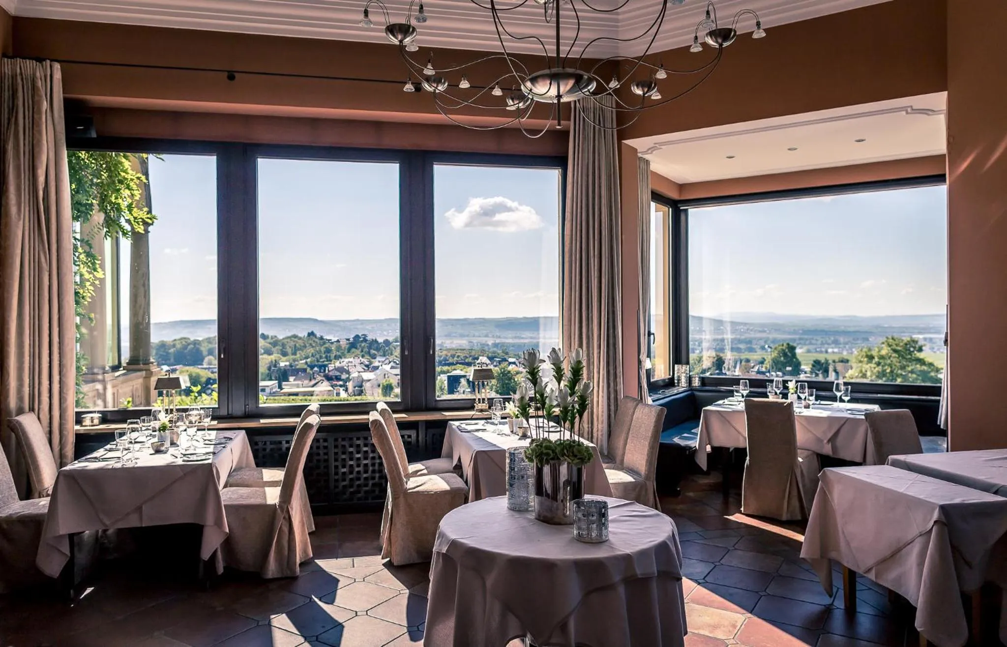 Restaurant/places to eat in Relais & Châteaux Hotel Burg Schwarzenstein