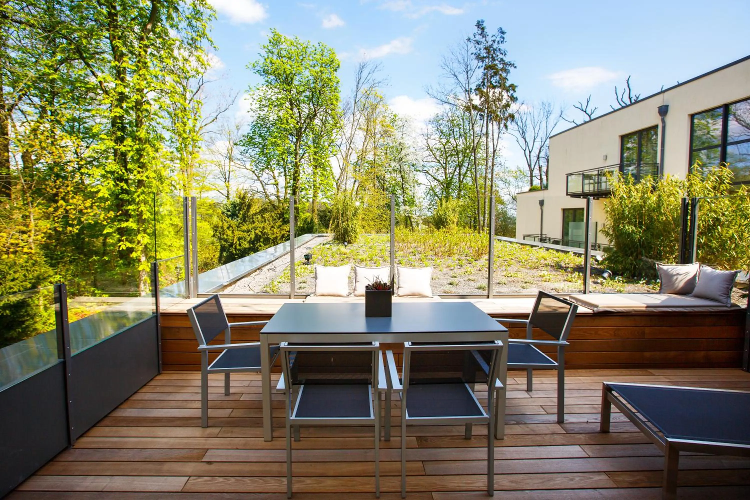 Spring in Relais & Châteaux Hotel Burg Schwarzenstein