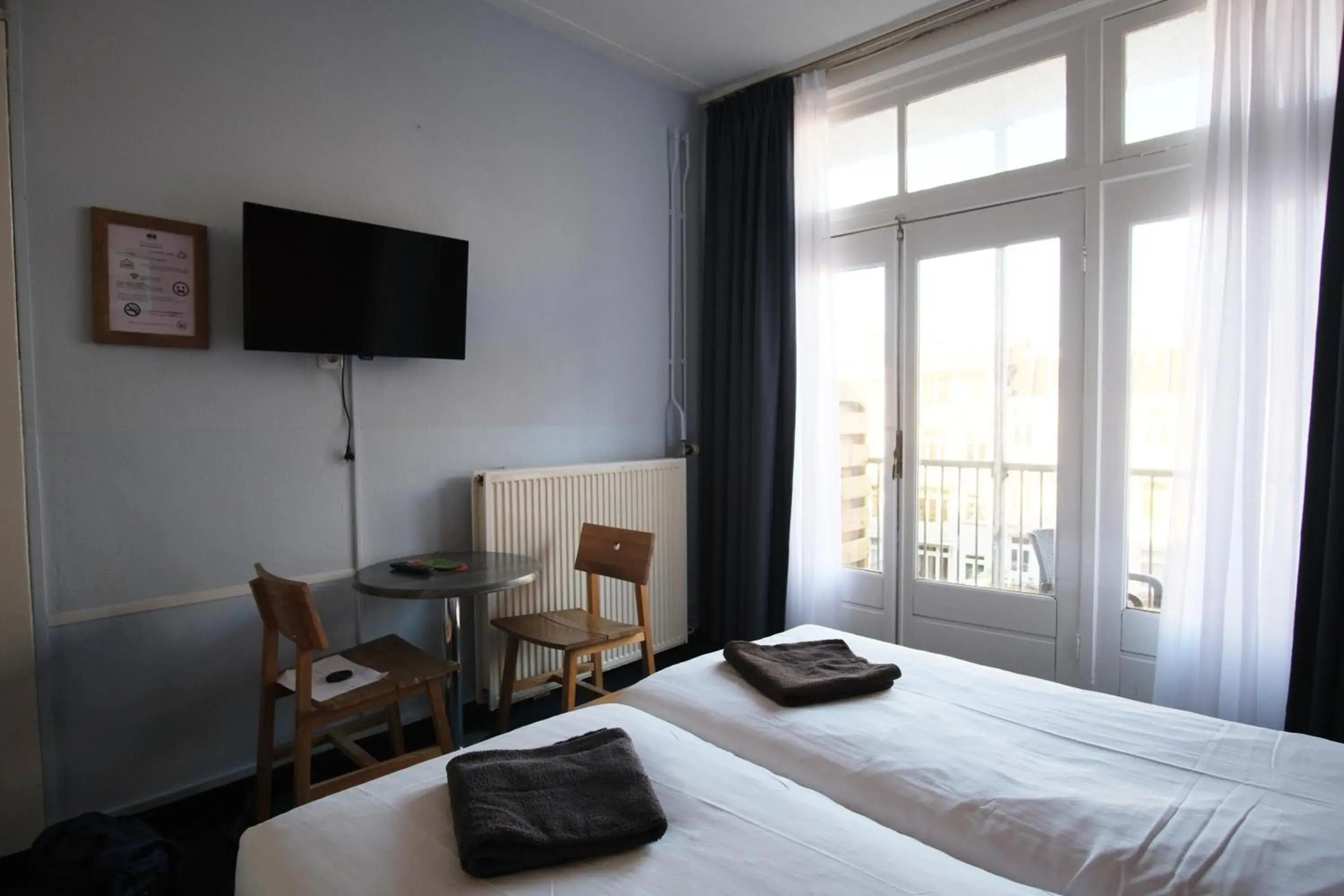 Twin Room with Balcony in Hotel Abba Twin Room with Balcony in Hotel Abba